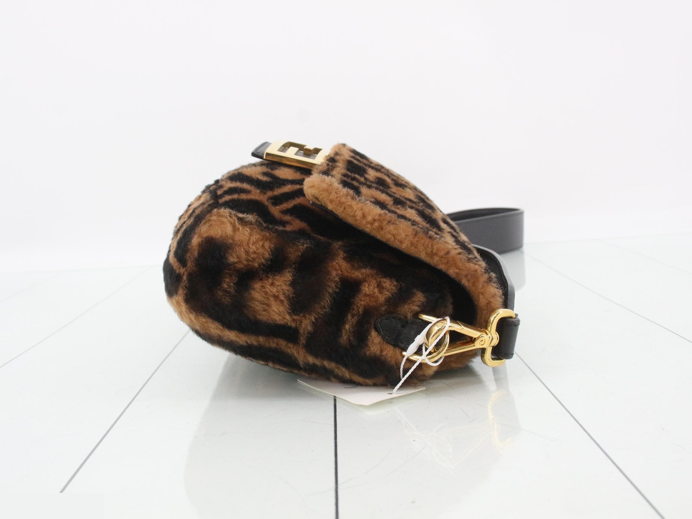 Mamma Baguette Zucca 2-Way Shoulder Bag — view 3