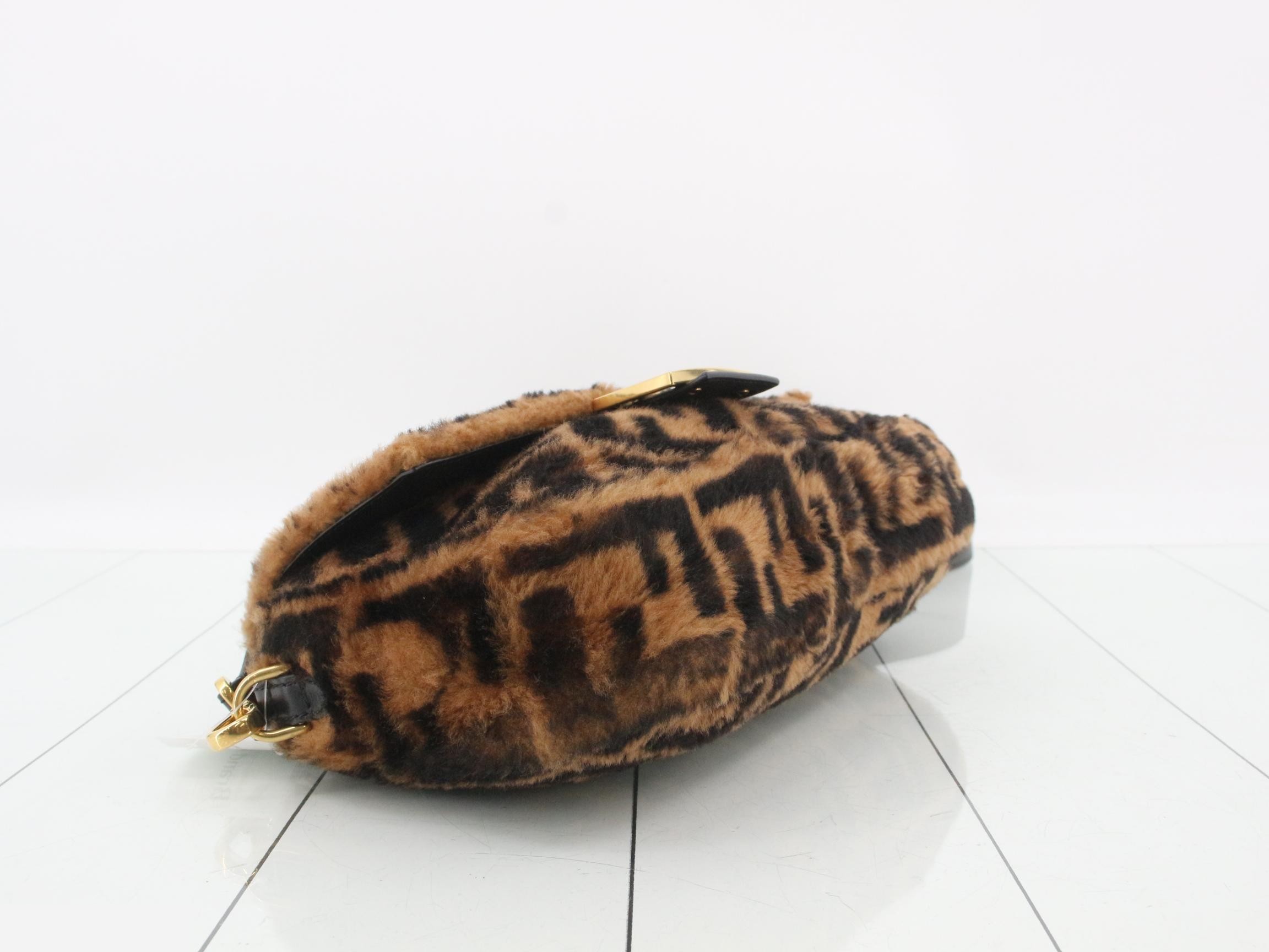 Mamma Baguette Zucca 2-Way Shoulder Bag — view 5