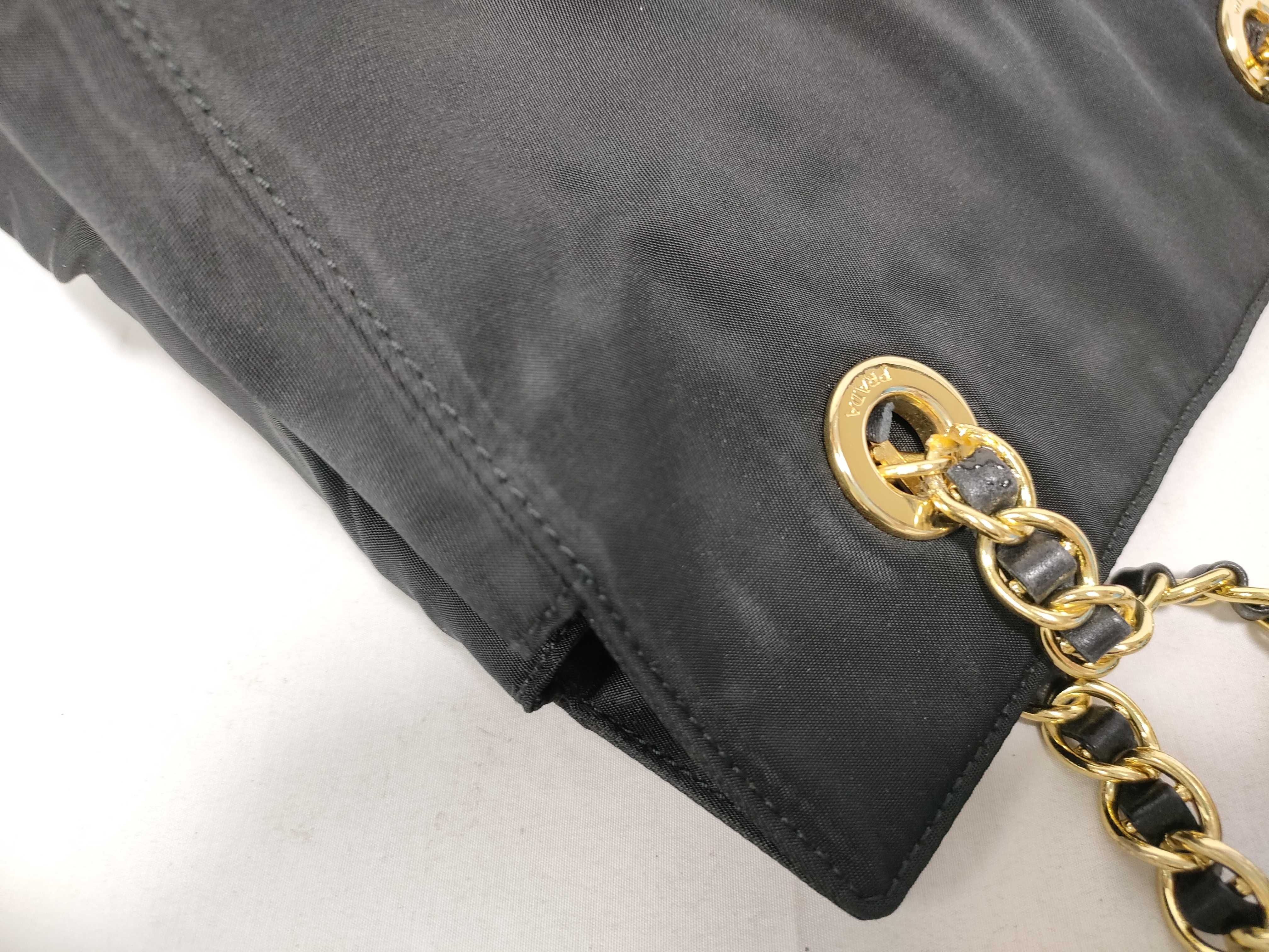 Nylon Chain Triangle Logo Handbag Tote Bag — view 9