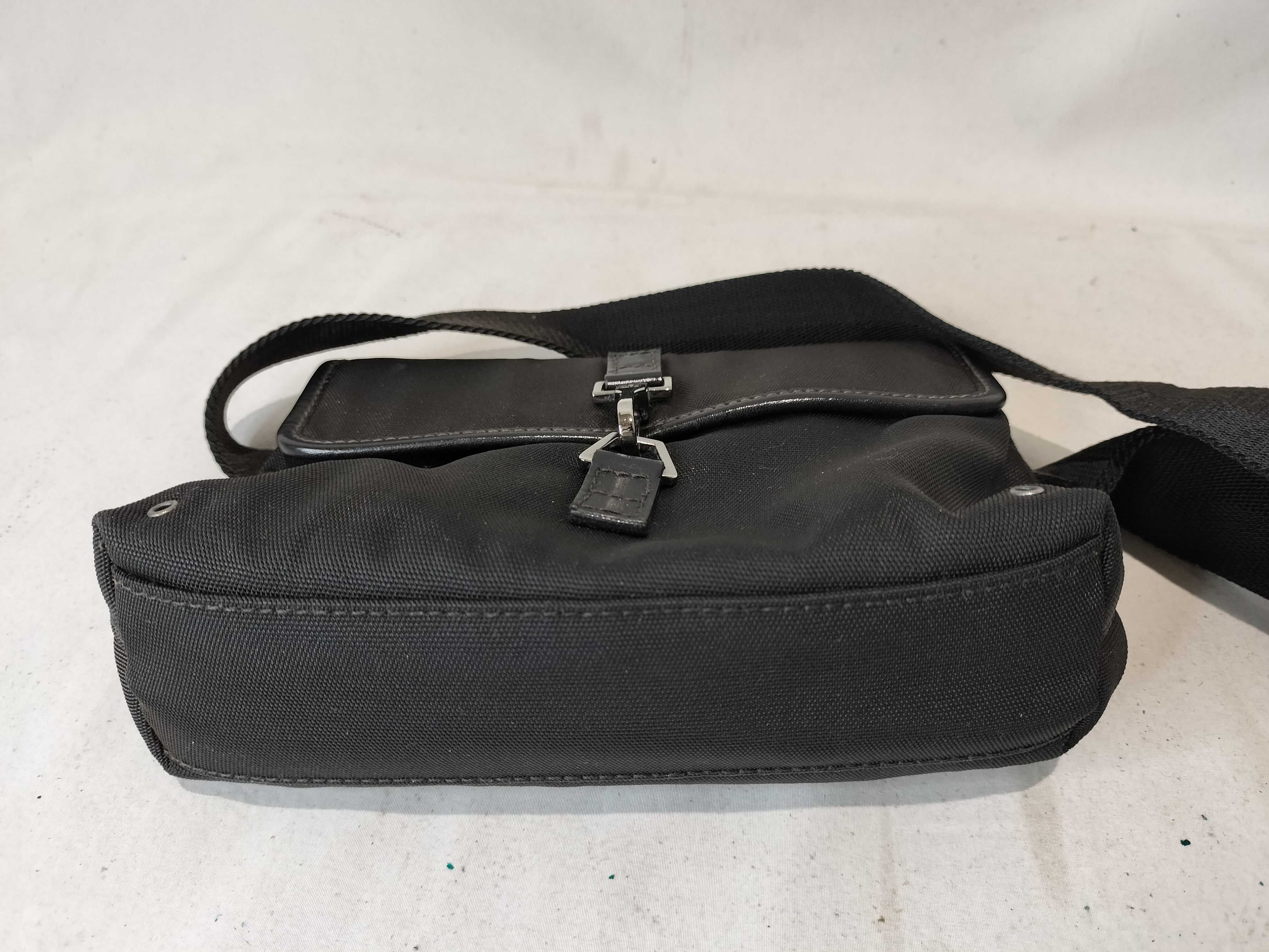 GG Canvas Body Bag, Black Waist Bag — view 7