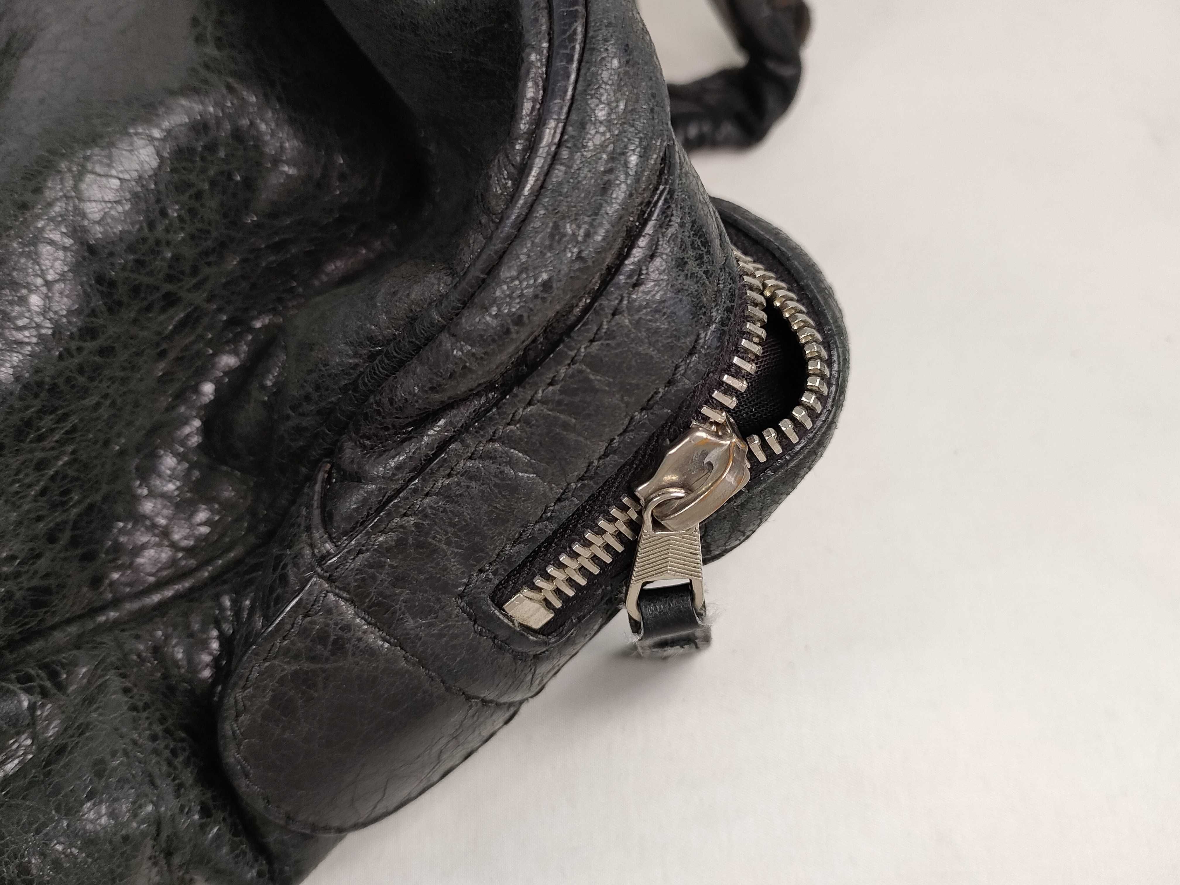 handbag, black handbag — view 13