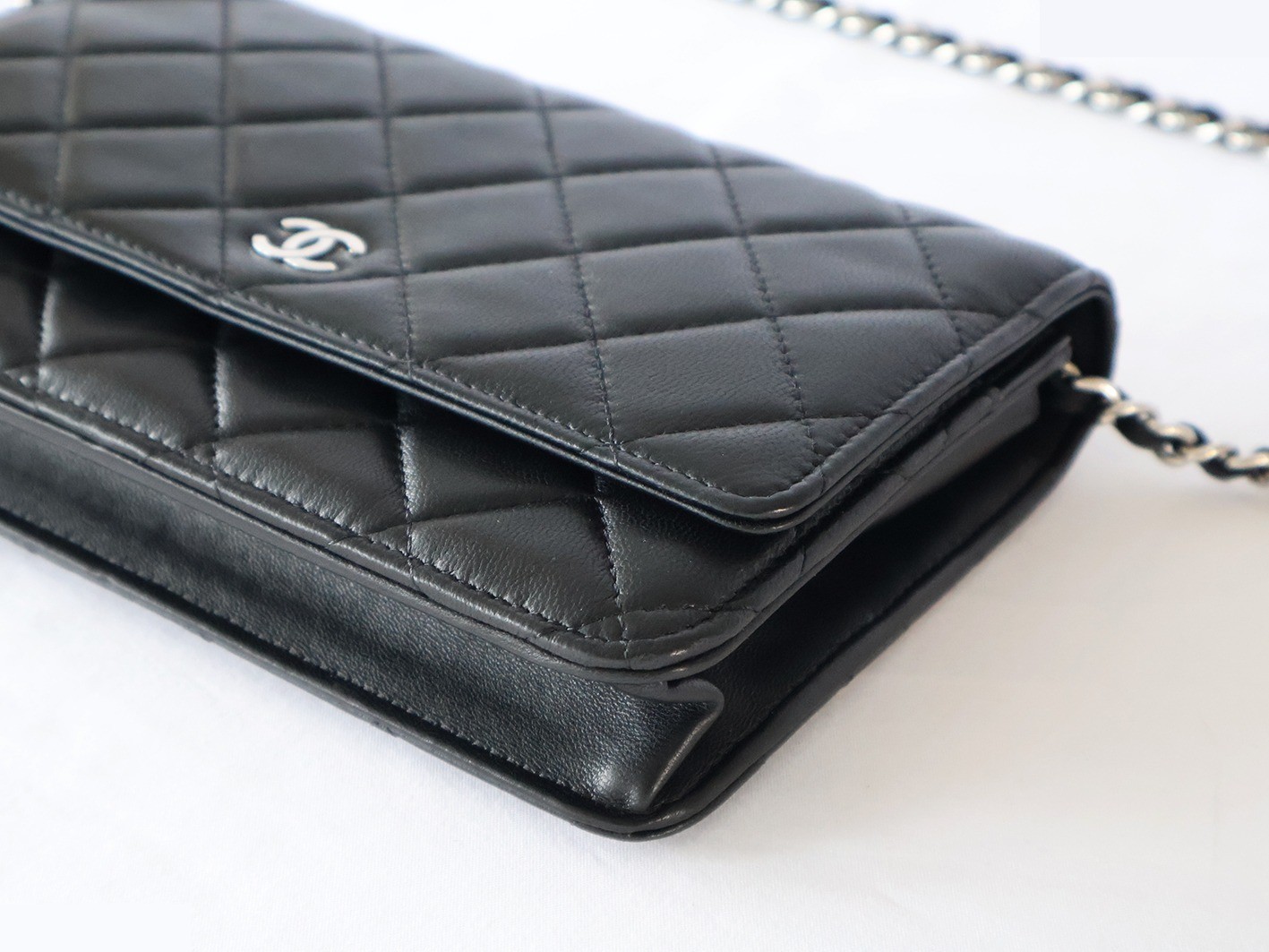 Matelassé Lambskin Chain Wallet Shoulder Bag, Black — view 4
