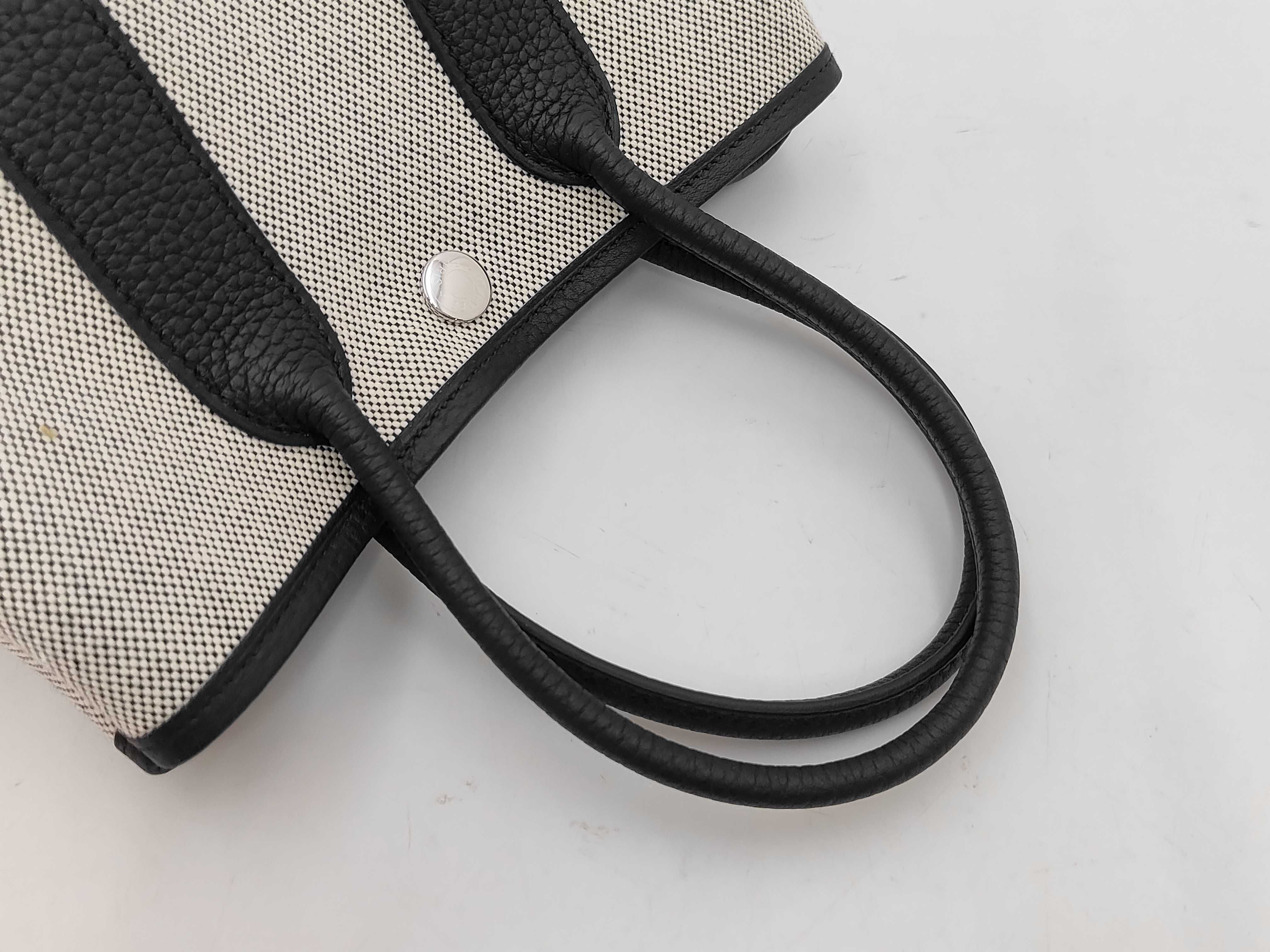 Neo Garden 23 Black Canvas Toile H G Stamp Handbag — view 3