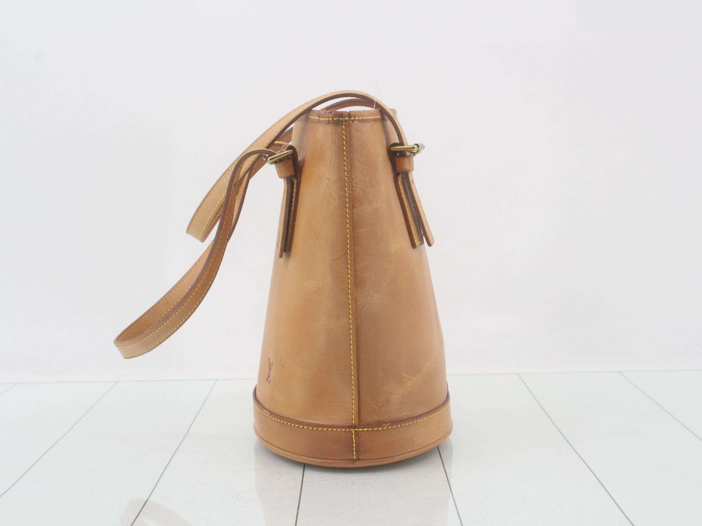 Comes with a pouch — view 3