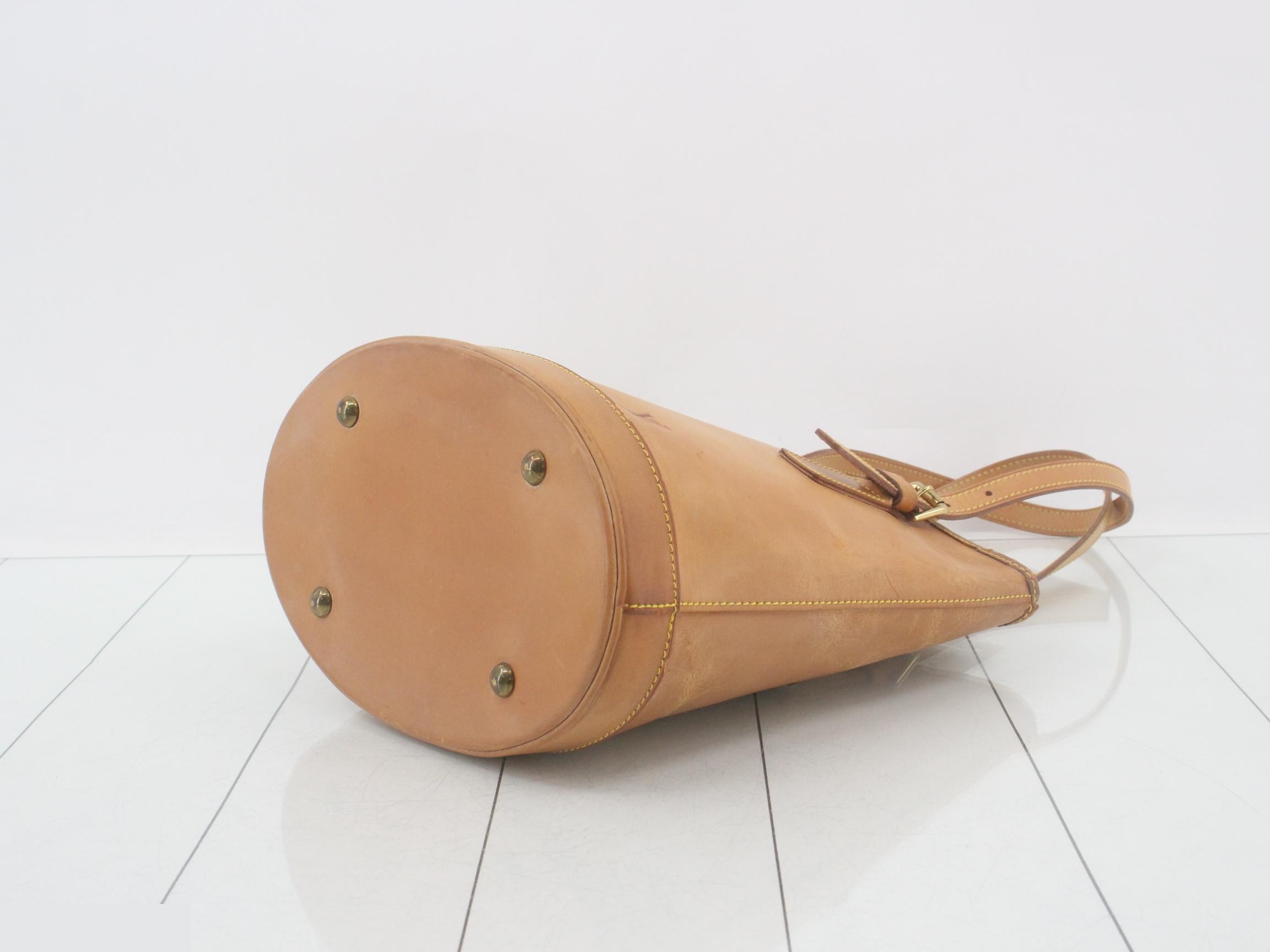 Comes with a pouch — view 6