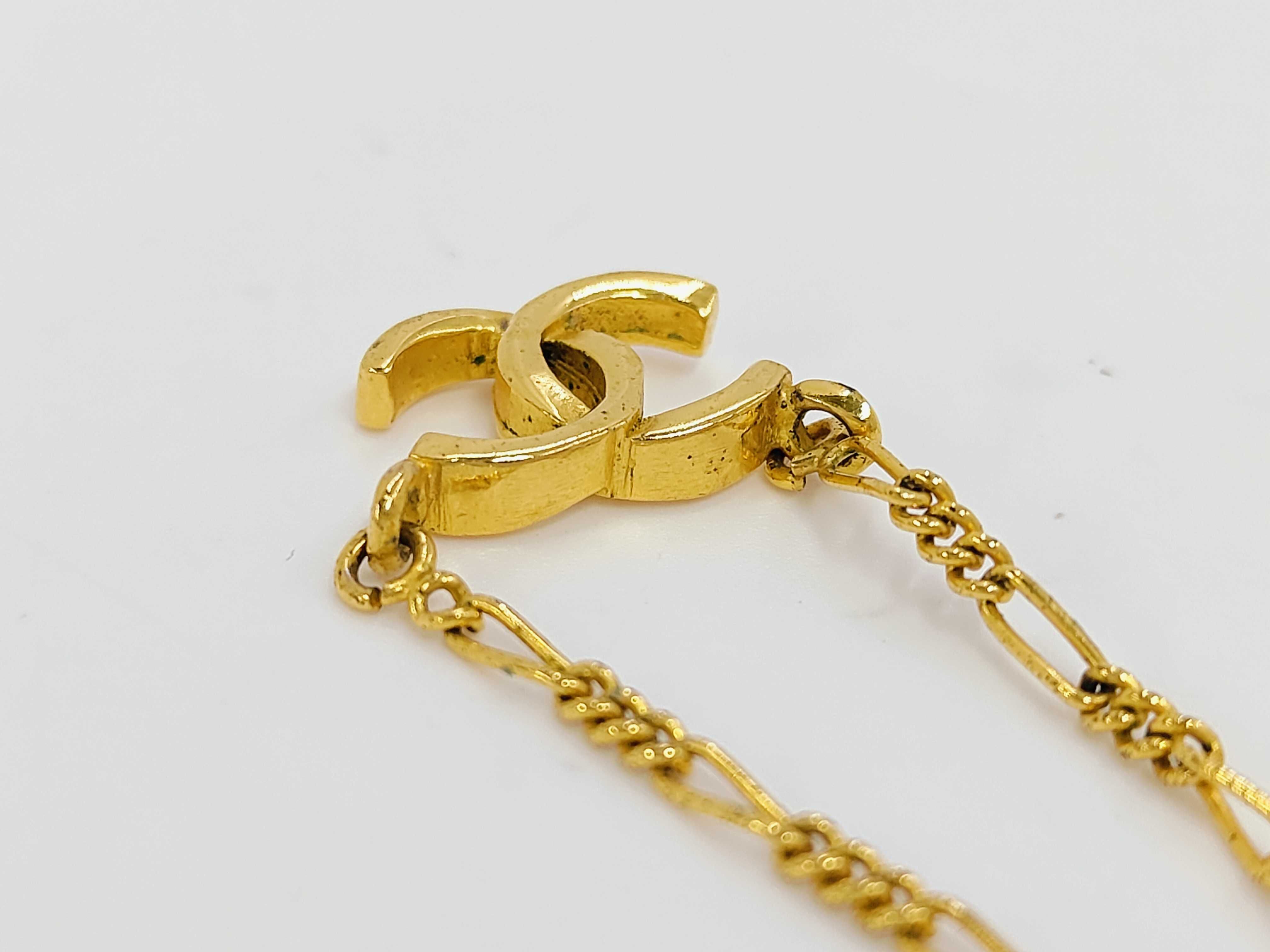 necklace with Coco Mark and emblem. — view 6
