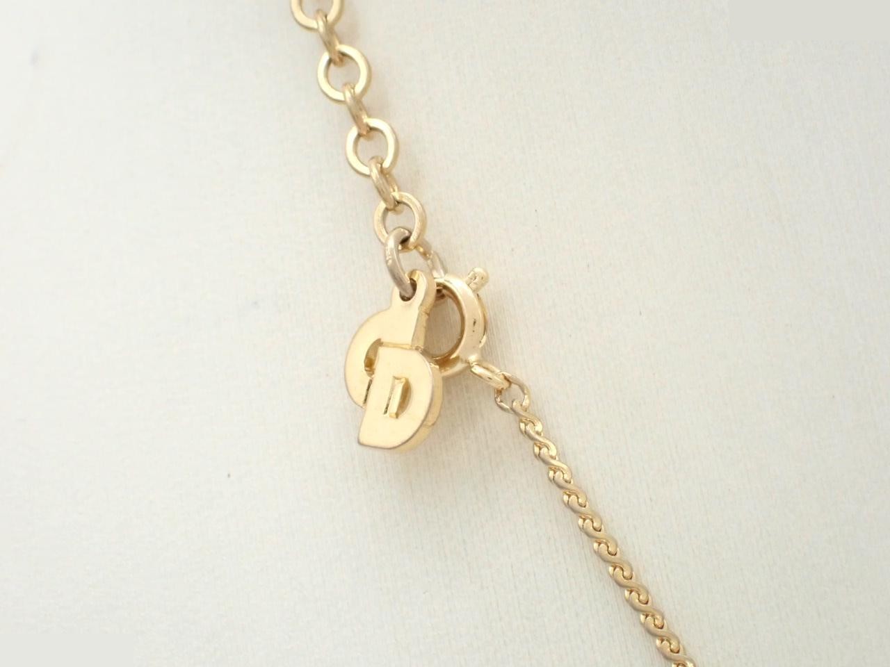 Other lines: Precious metal necklaces and pendants, chain approximately 42cm. — view 2
