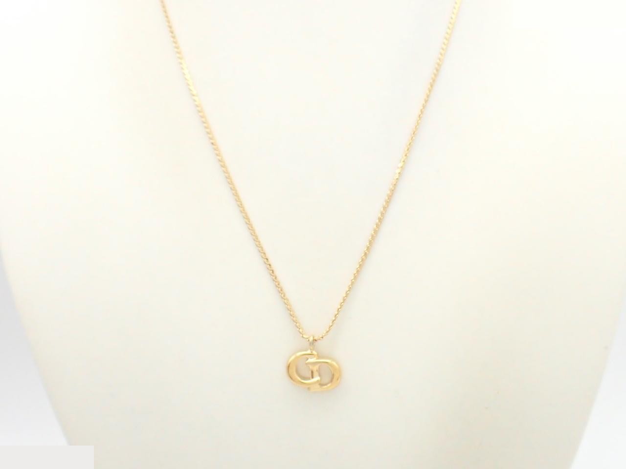 Other lines: Precious metal necklaces and pendants, chain approximately 42cm. — view 3