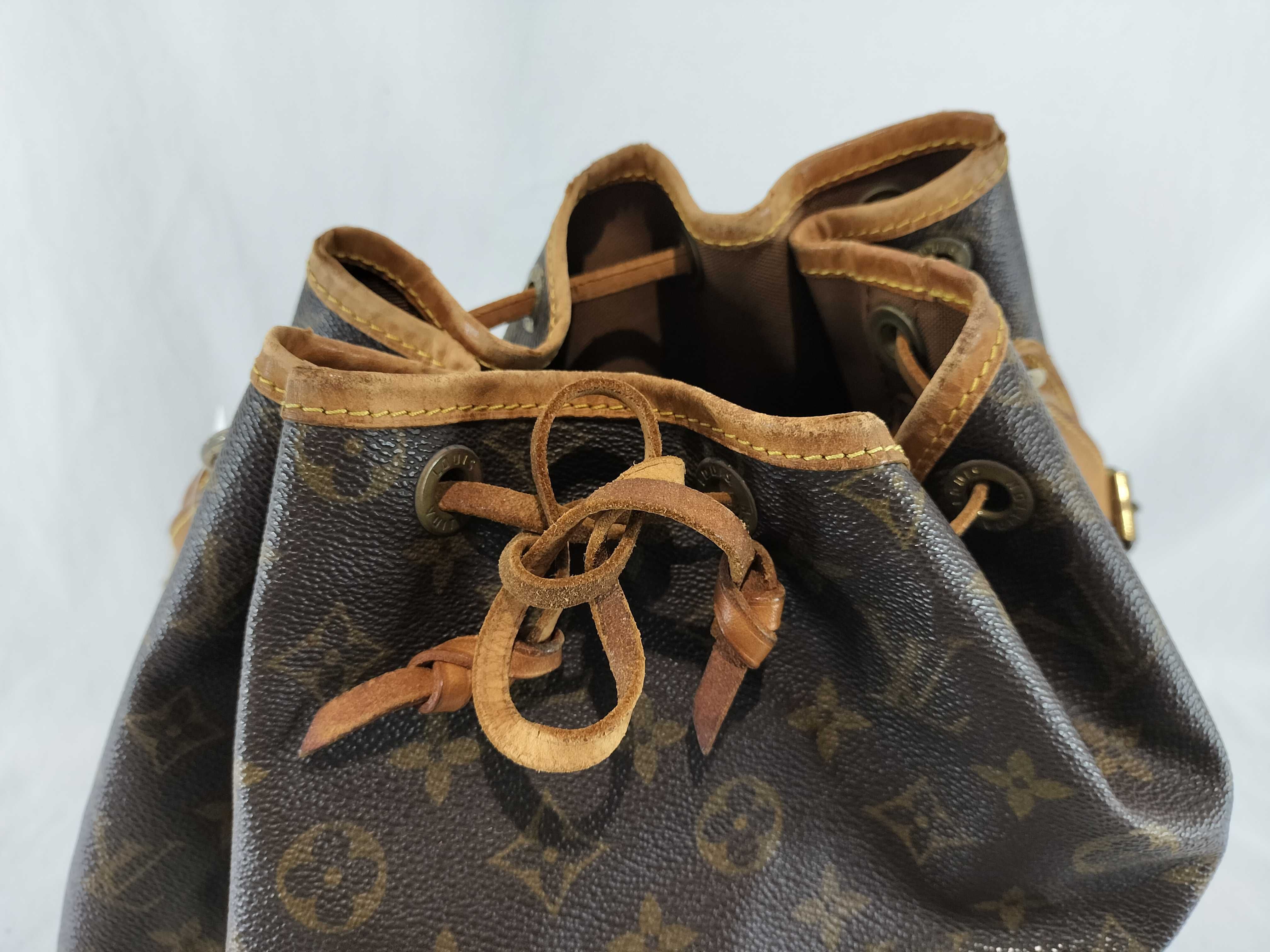 Monogram M42224 Noe Shoulder Bag — view 8