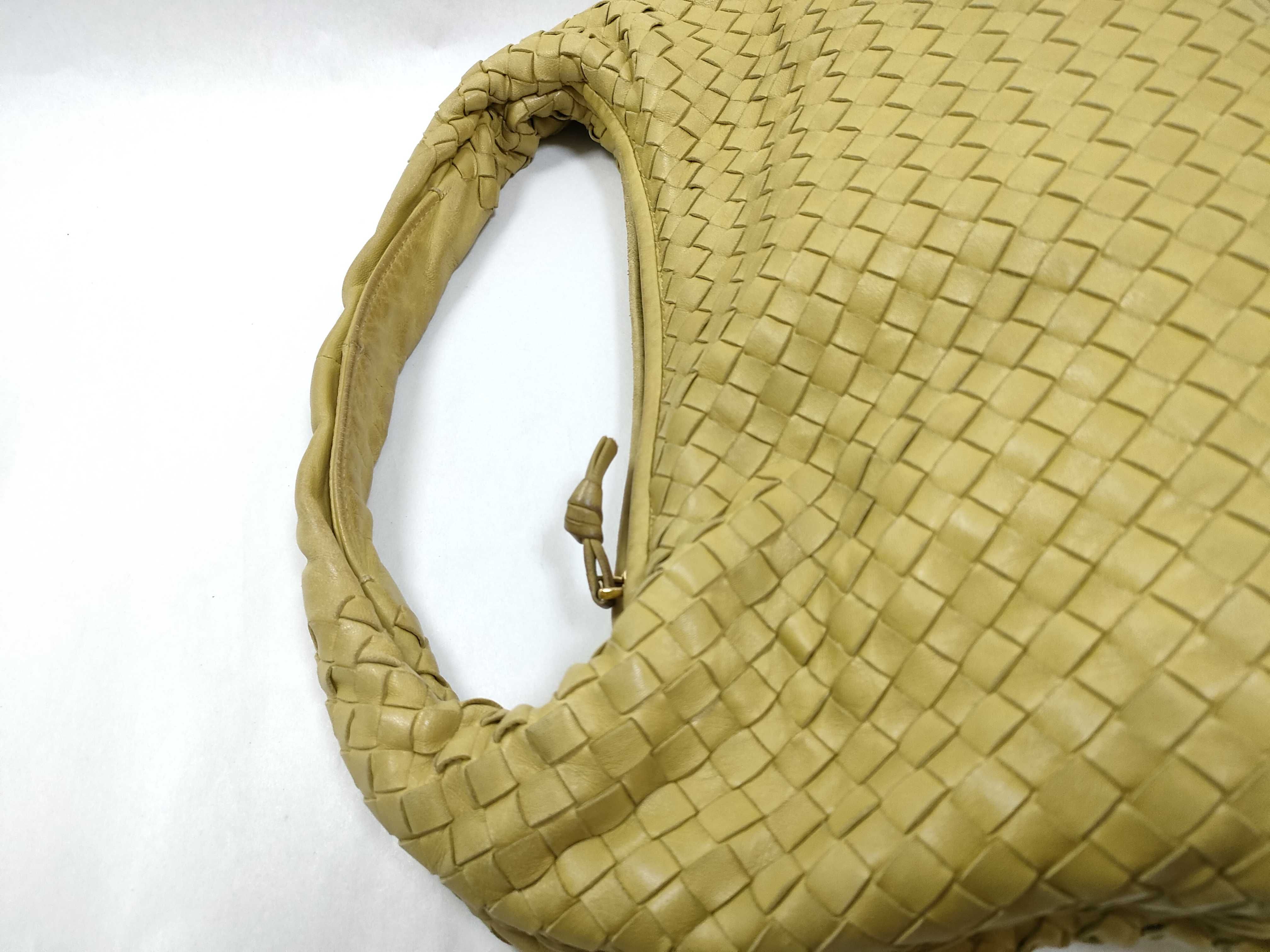 Intrecciato ID- Hobo Cowskin Shoulder bag Green #115653 Shoulder bag — view 3