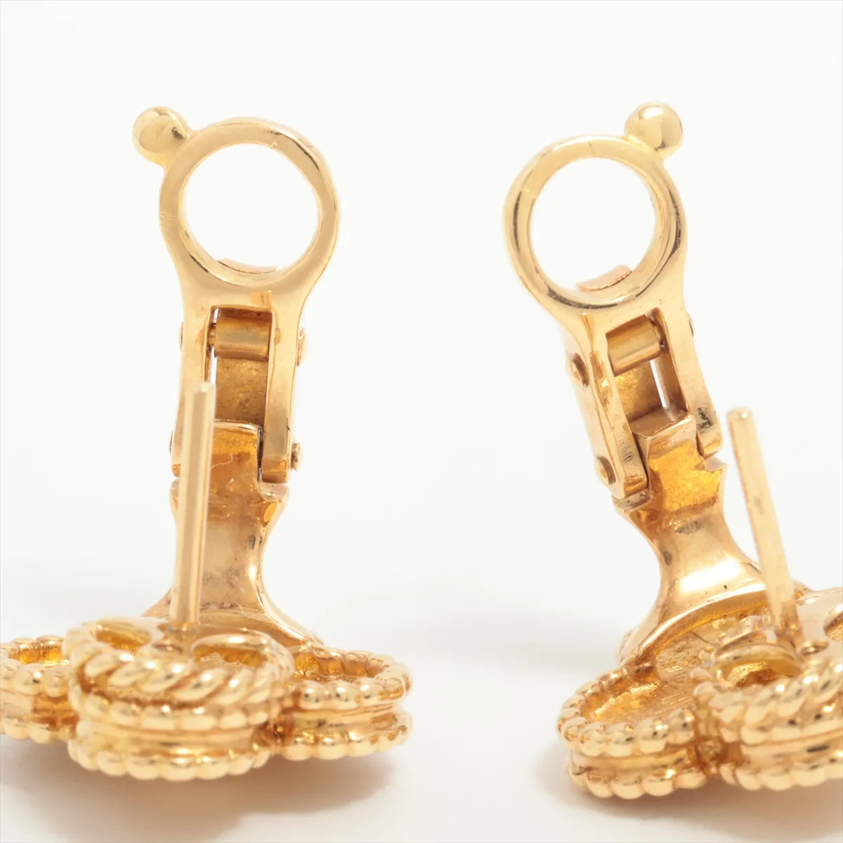 Vintage Alhambra Earrings, 750 (Yellow Gold), 8.8g, CL47449. Post — view 4