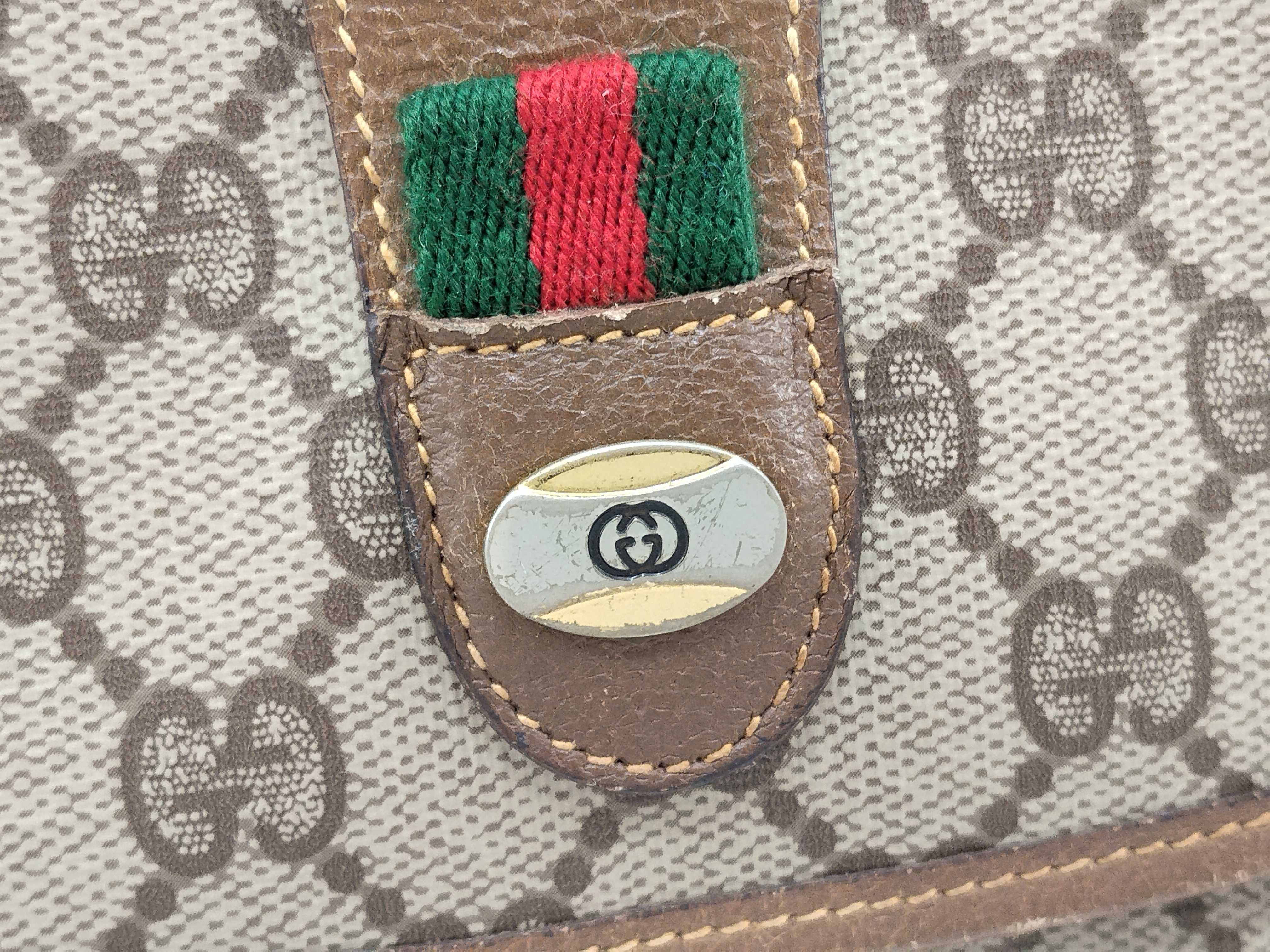 GG Supreme Sherry Line Clutch Bag — view 6