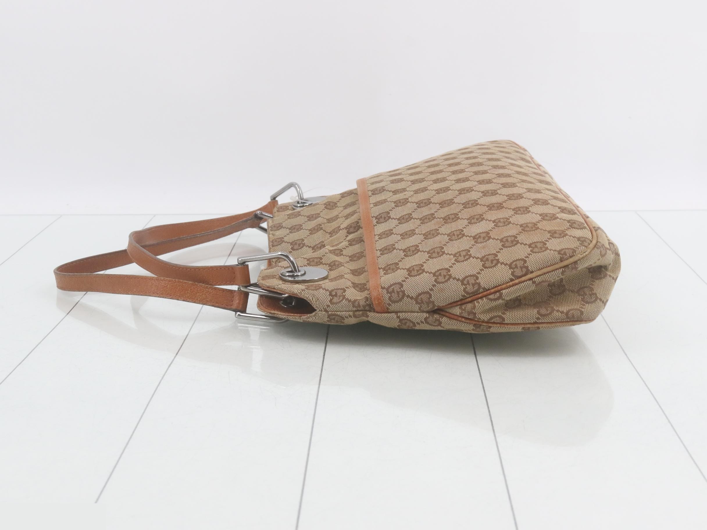 GG Canvas Handbag — view 4