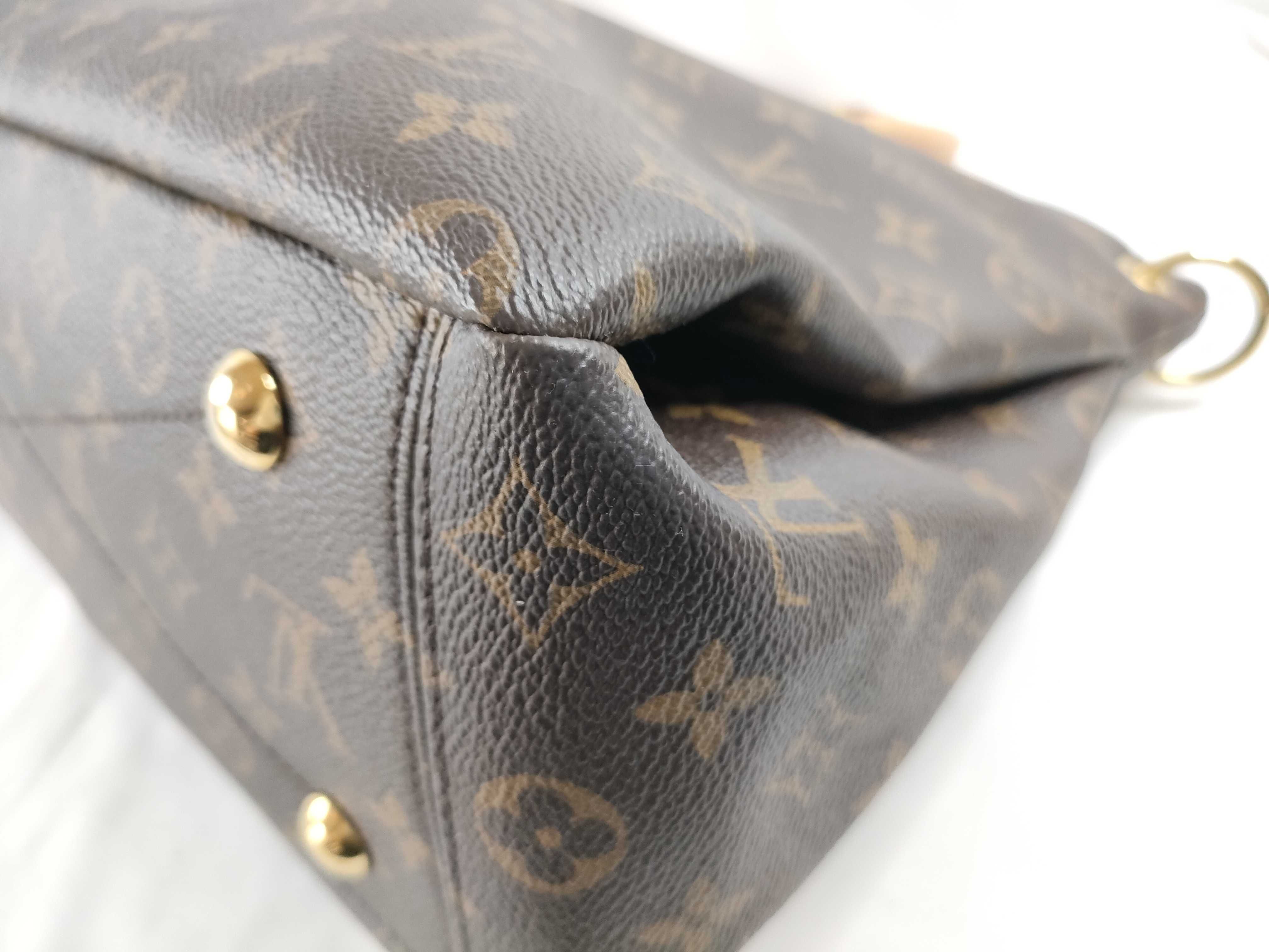 Monogram LV Pallas Brown x Red Monogram Medium Handbag — view 5