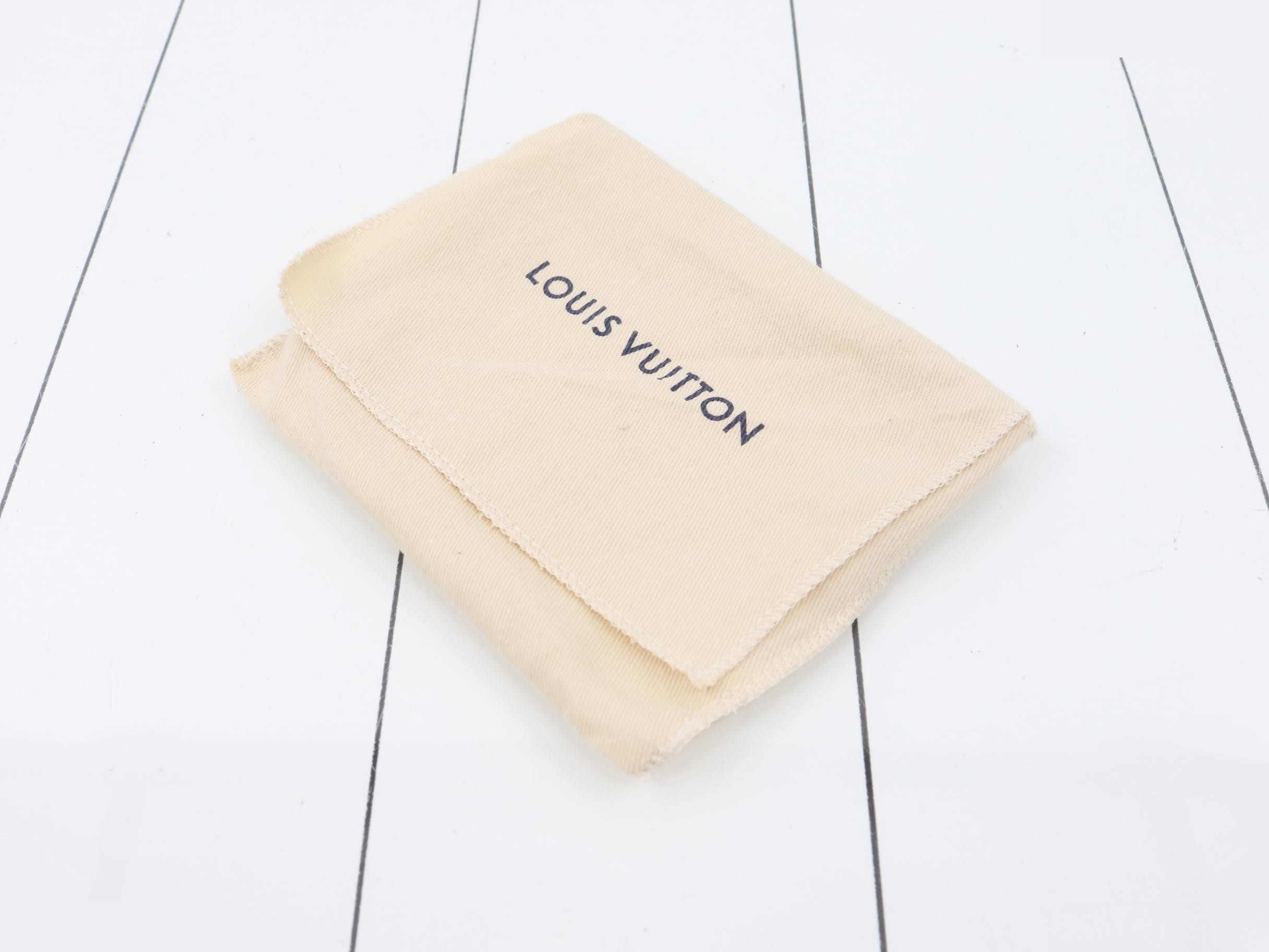 wallets (set of 3): M61735 / M61667 / M93430 — view 4