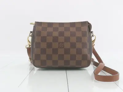 Truth Makeup Handbag