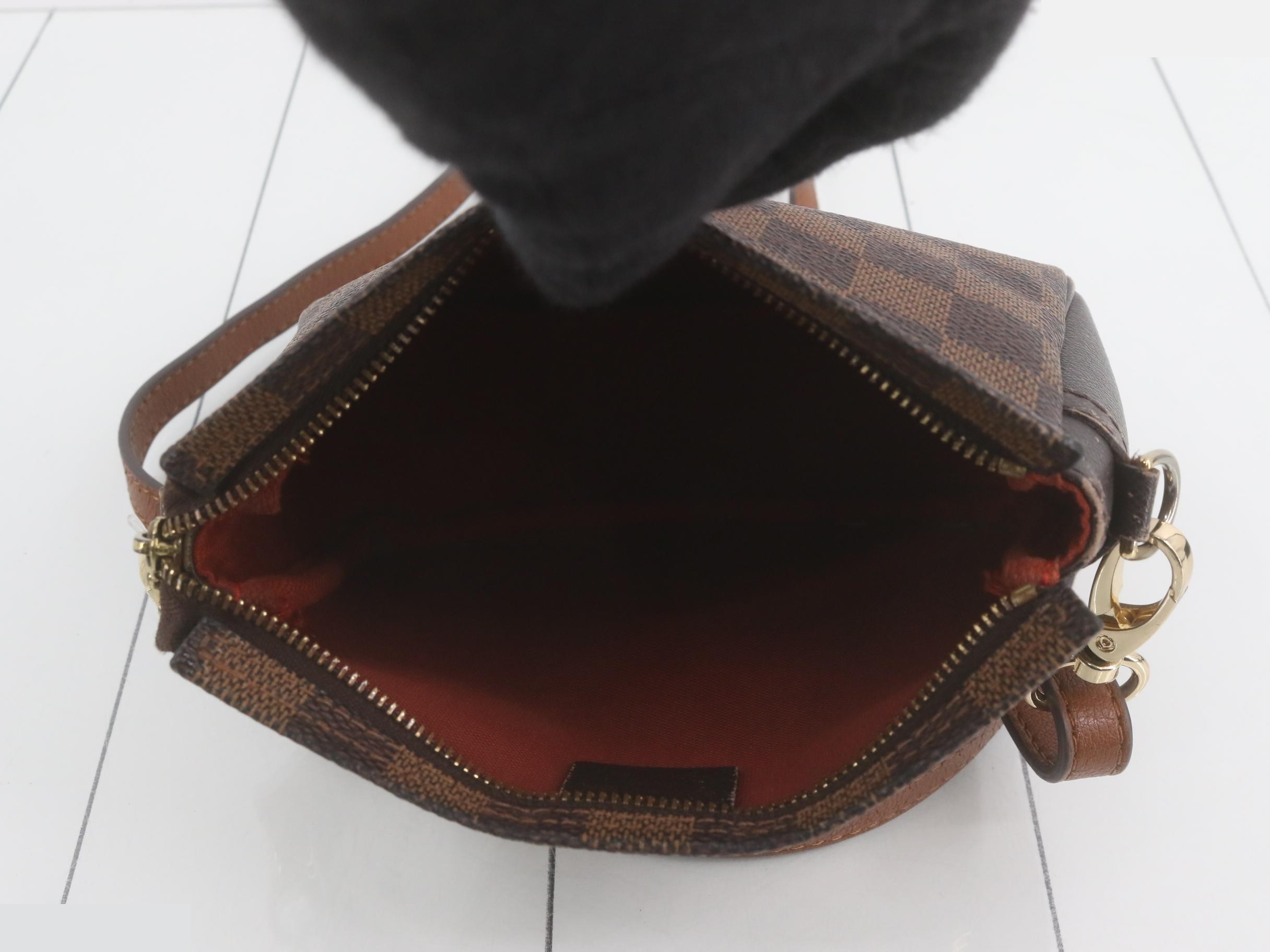 Truth Makeup Handbag — view 4
