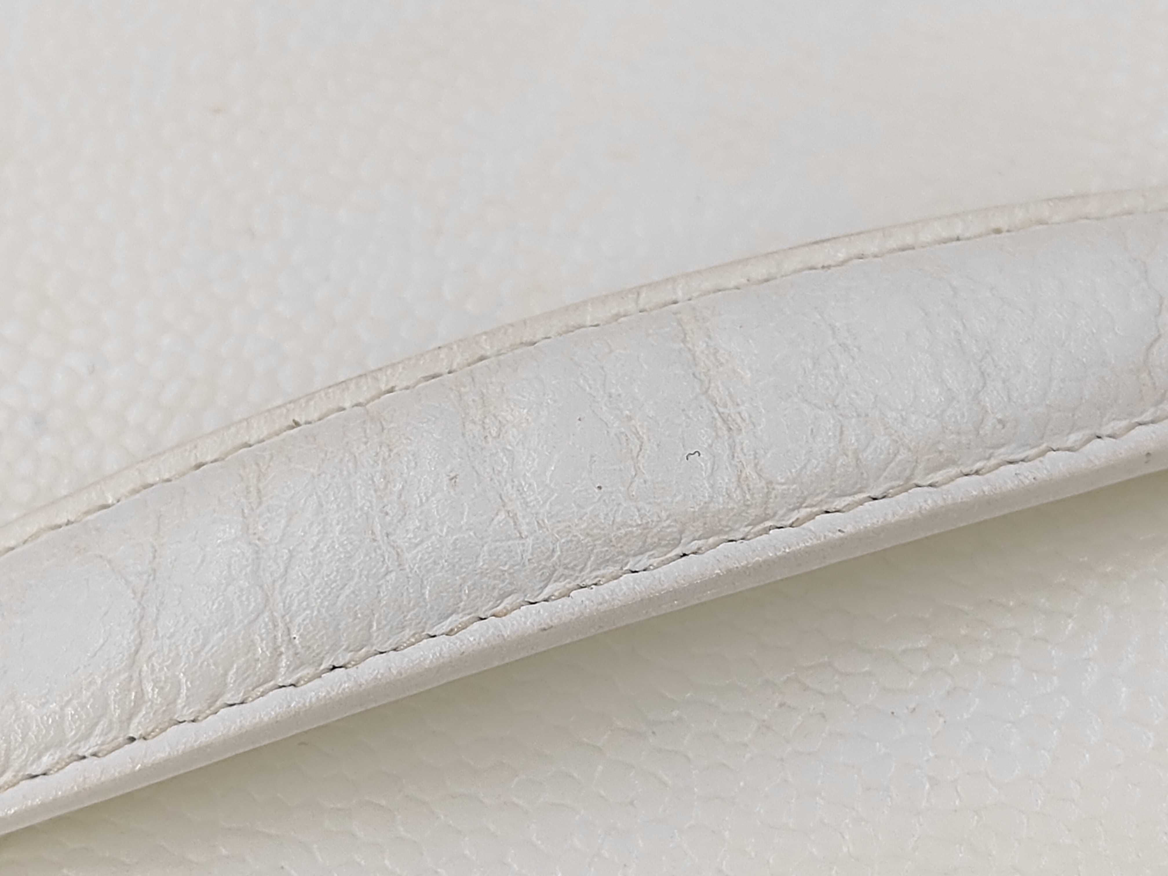 Coco Mark Vanity Bag, Caviar Leather, White Vanity Bag — view 3
