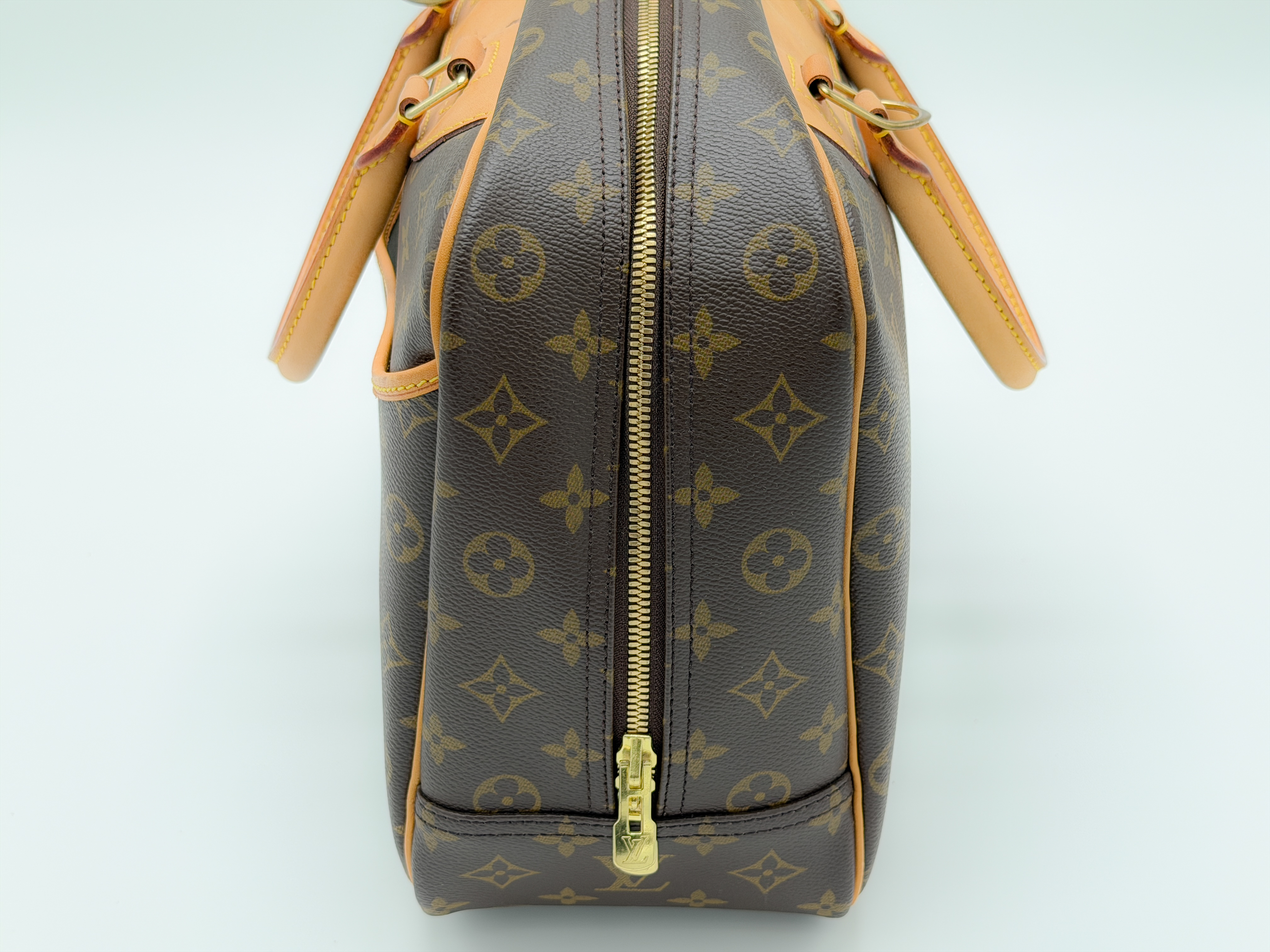 Monogram M47270 Deauville MB0025 Handbag — view 7