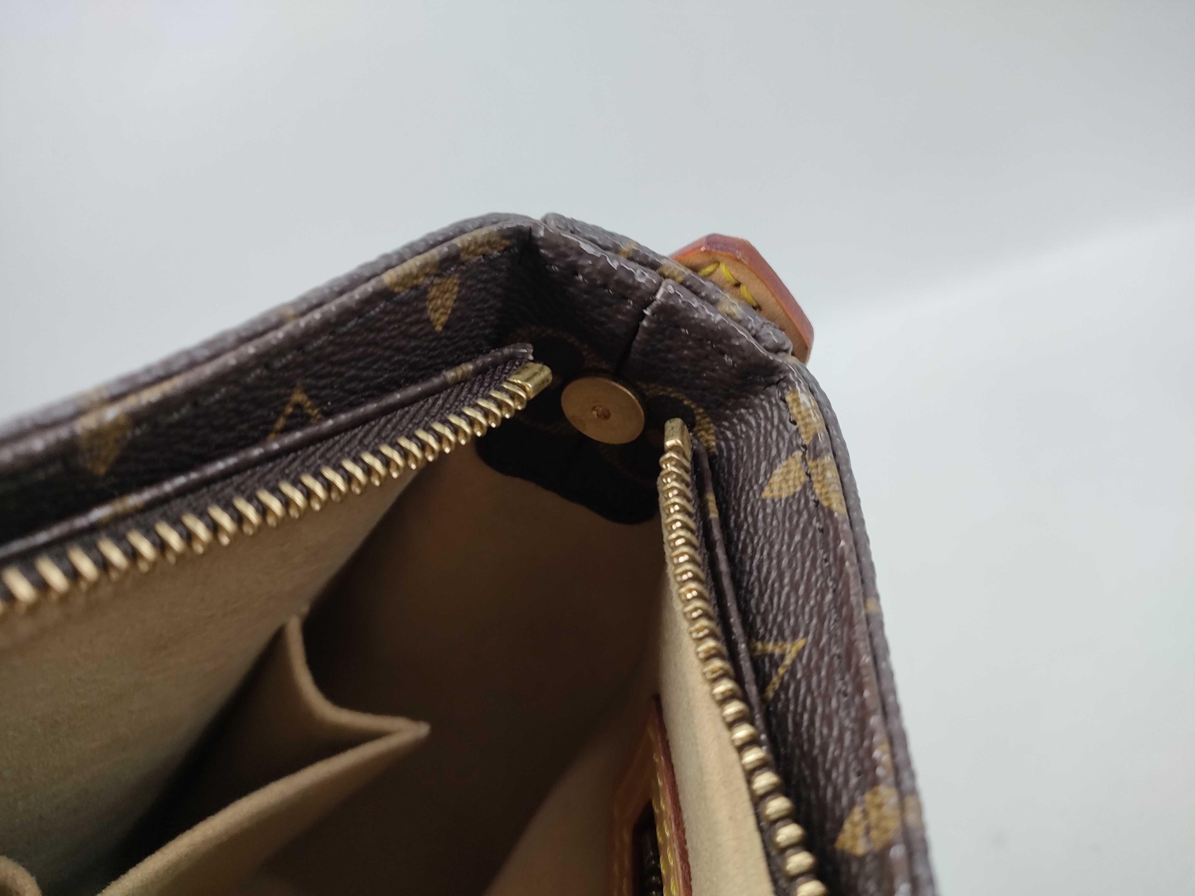 Monogram M51146 Looping MM Shoulder Bag — view 11