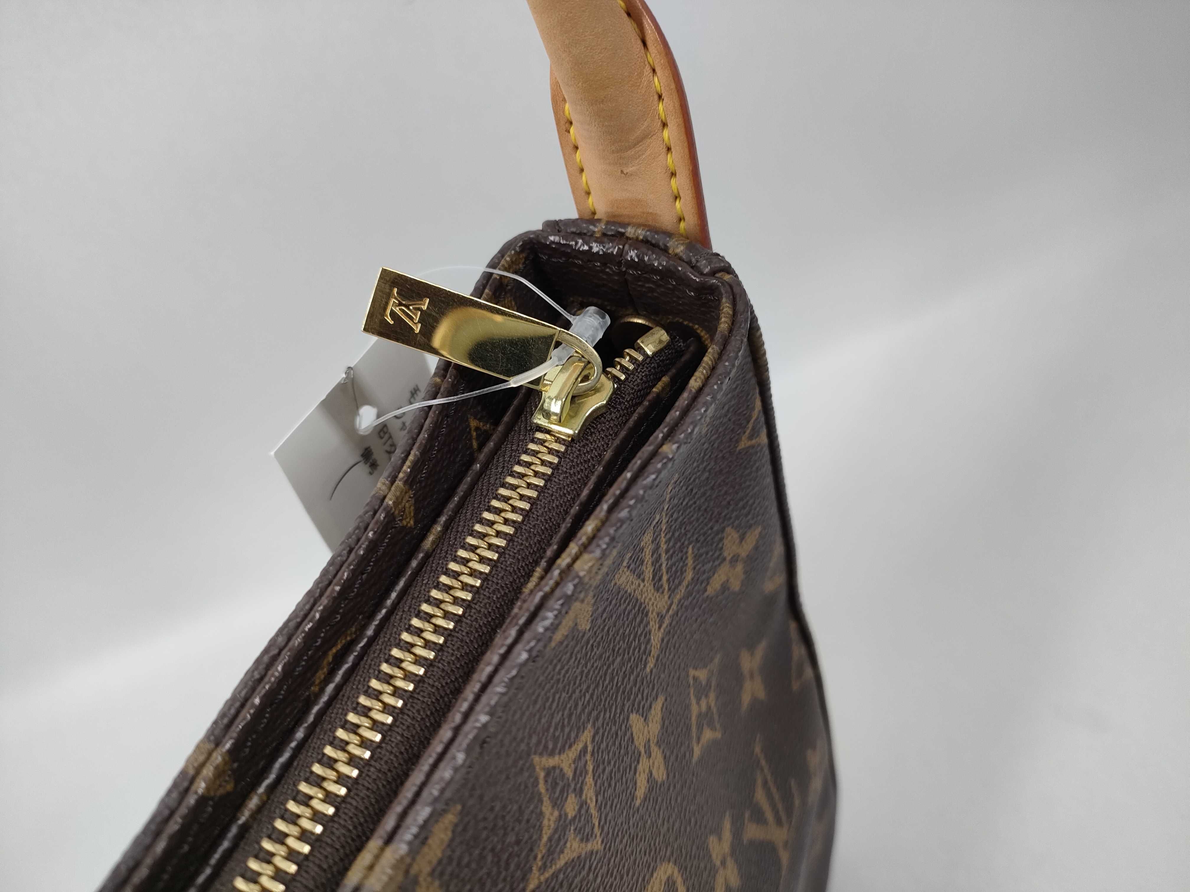 Monogram M51146 Looping MM Shoulder Bag — view 5