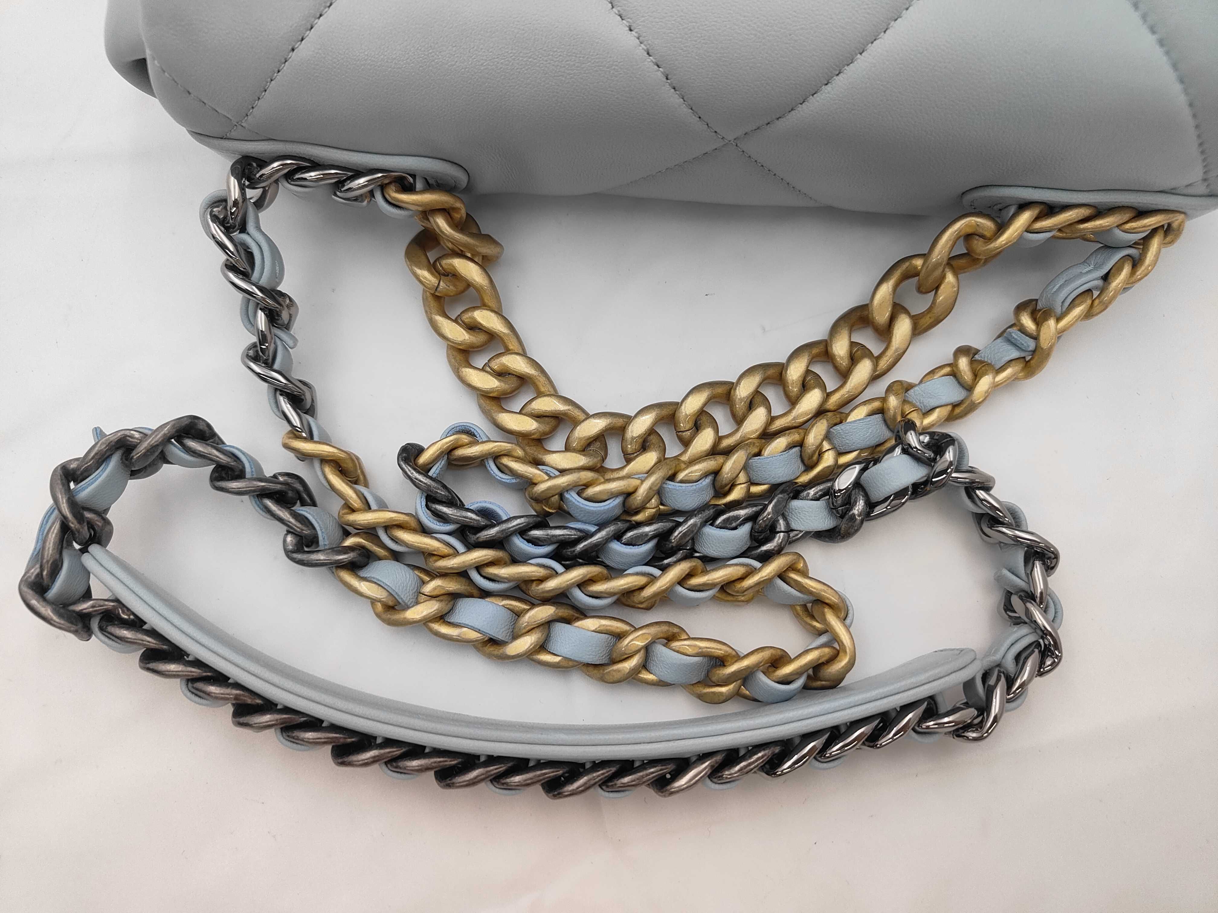 19 Lambskin Chain Shoulder Bag Light Blue Shoulder Bag — view 3