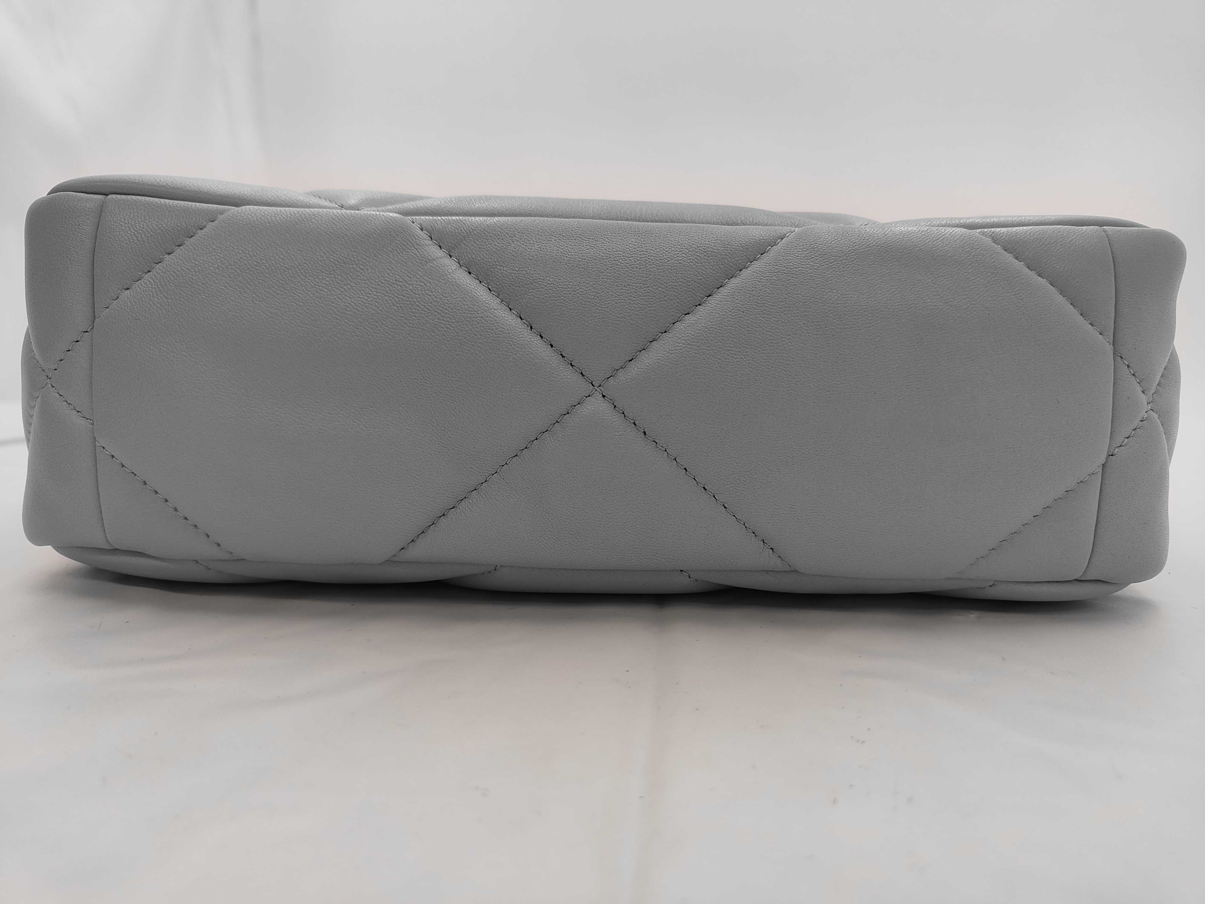 19 Lambskin Chain Shoulder Bag Light Blue Shoulder Bag — view 7
