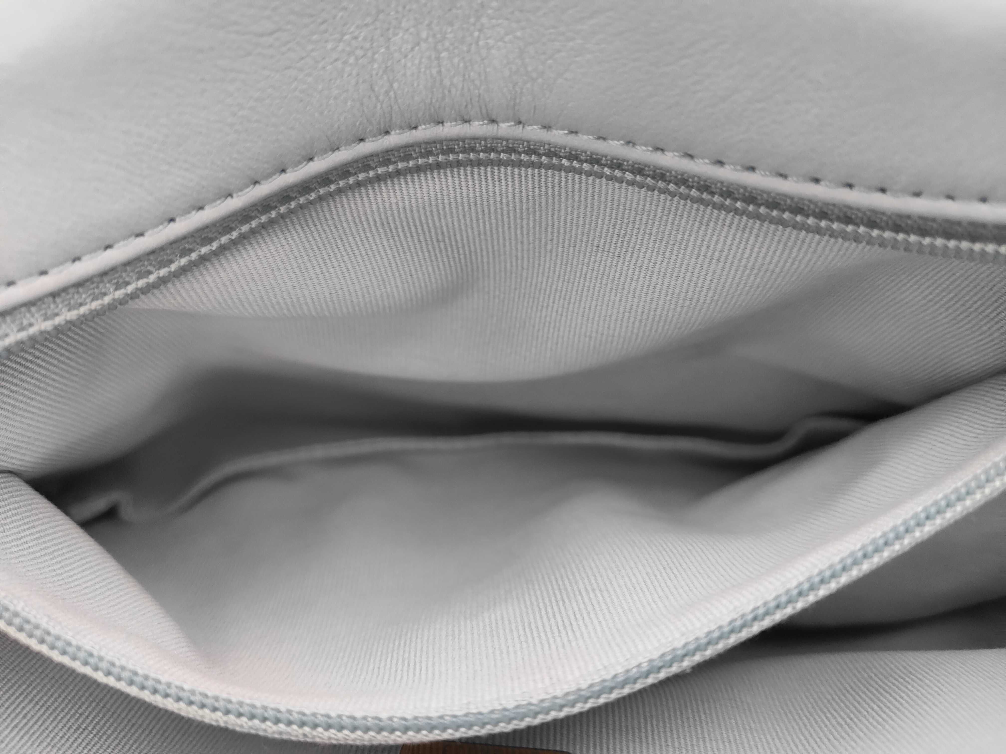 19 Lambskin Chain Shoulder Bag Light Blue Shoulder Bag — view 9