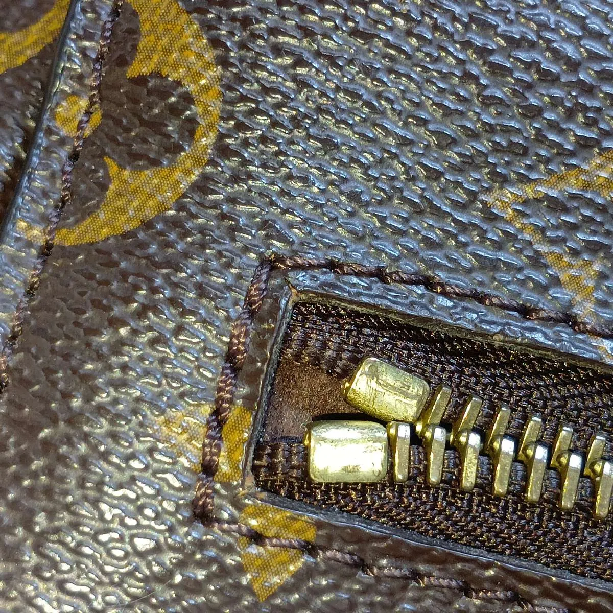Monogram Pochette Métis MM M44875 DR4165 Brown — view 13