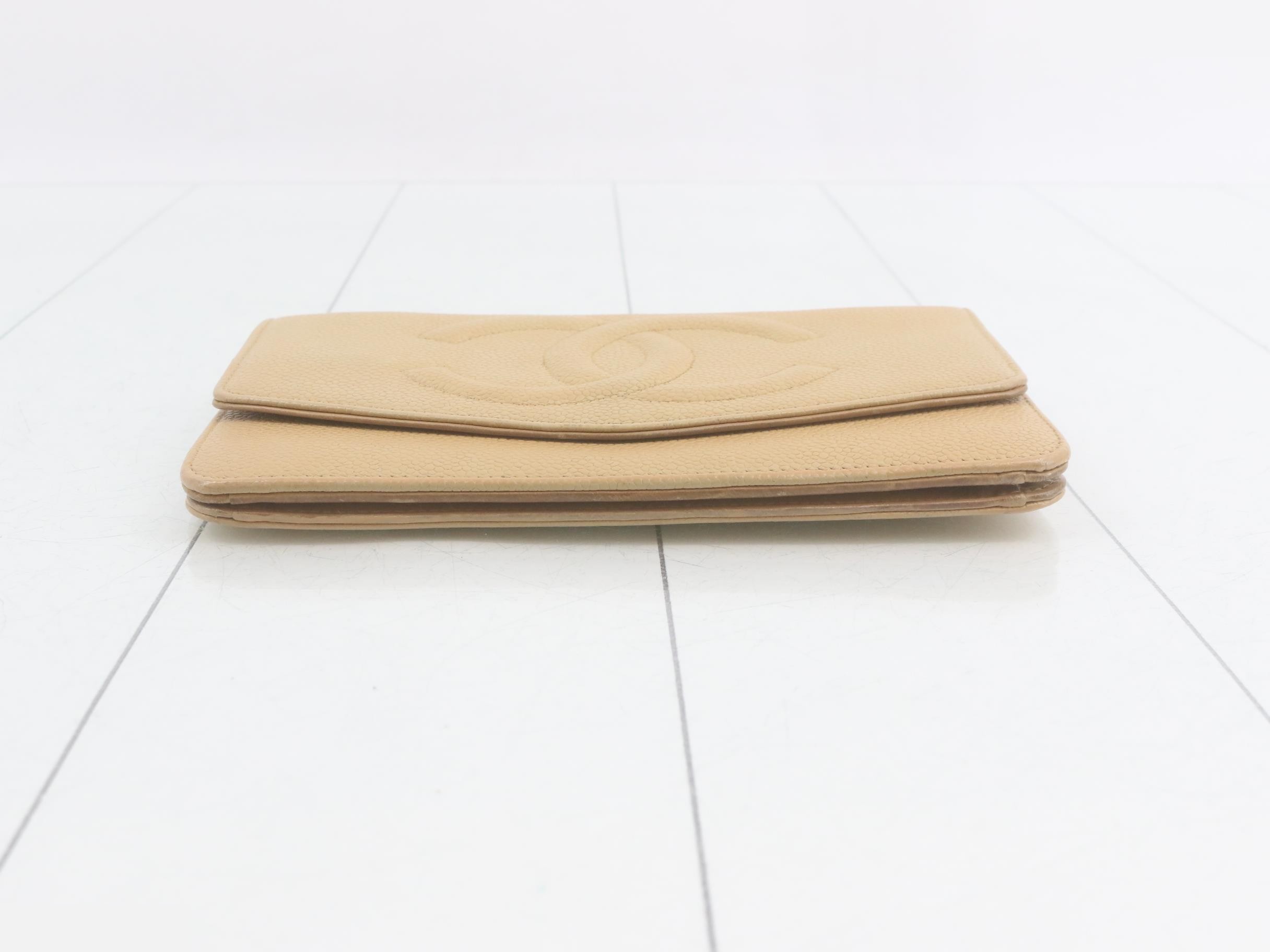 Matelassé (bags) and wallets — view 3