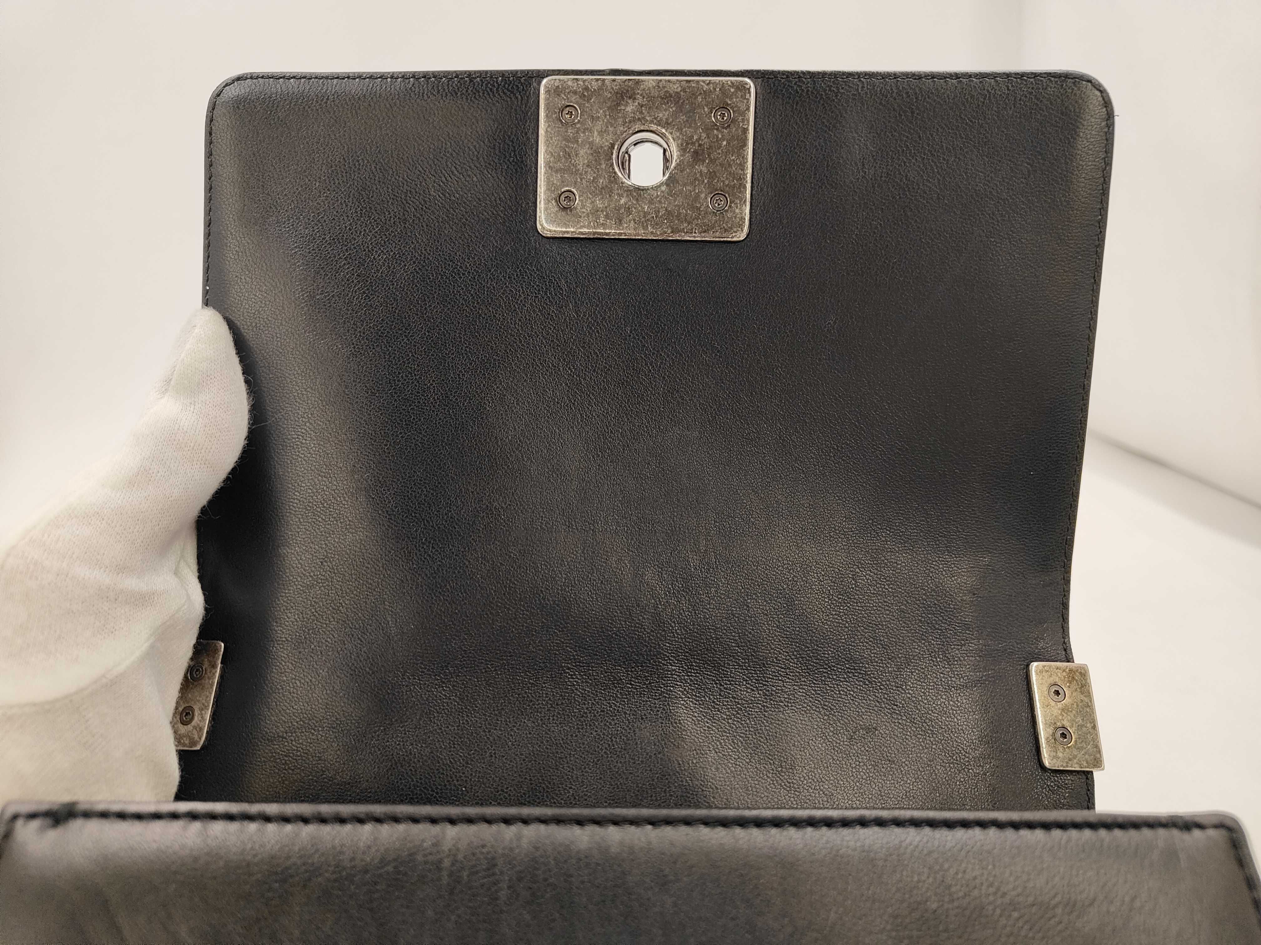 Boy Chanel Small Shoulder Bag — view 8