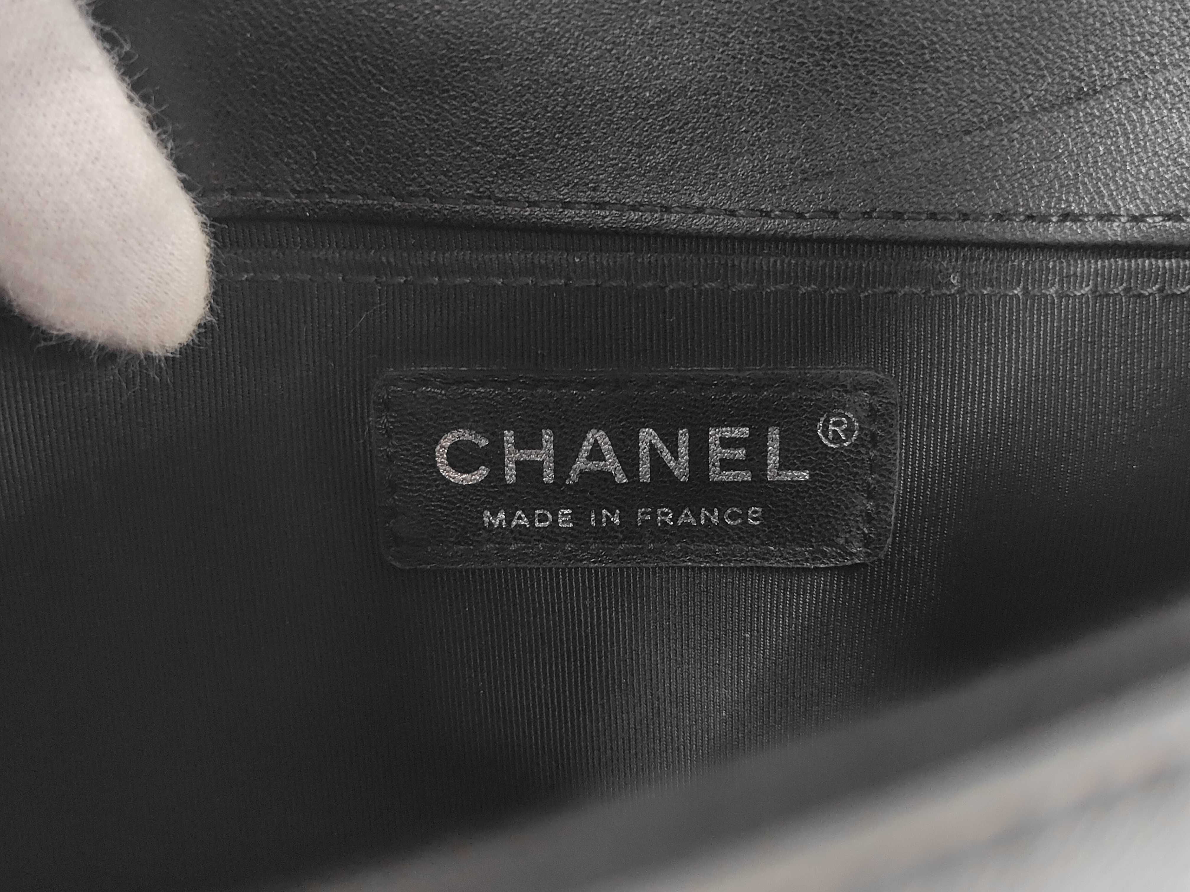 Boy Chanel Small Shoulder Bag — view 10