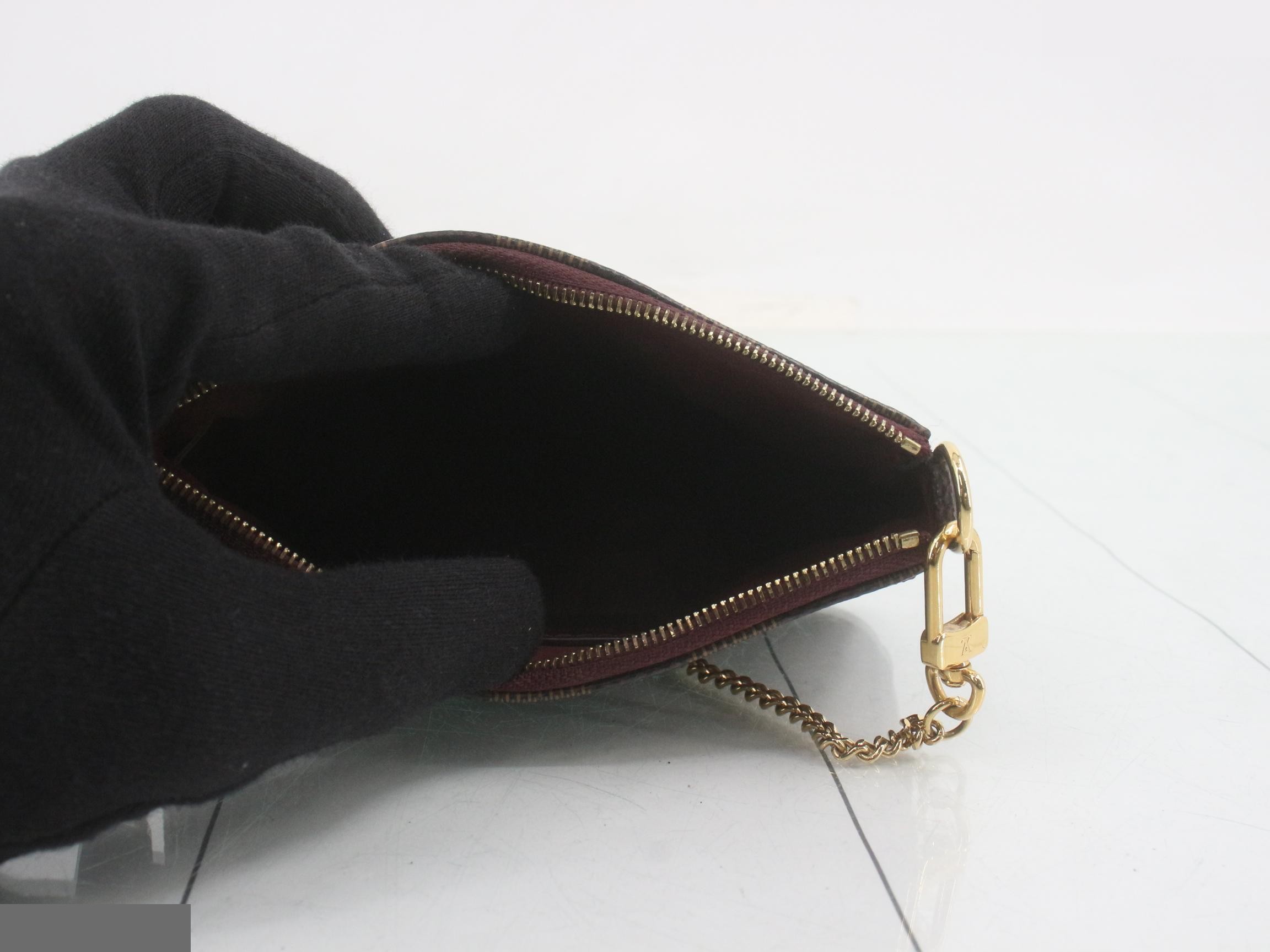 Damier Paillette Mini Pochette Accessoires — view 4