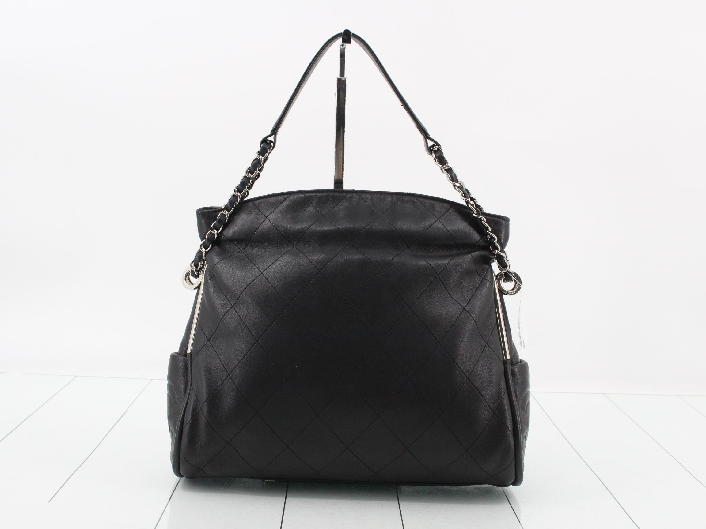 Matelassé (bag) - Shoulder bag — view 2