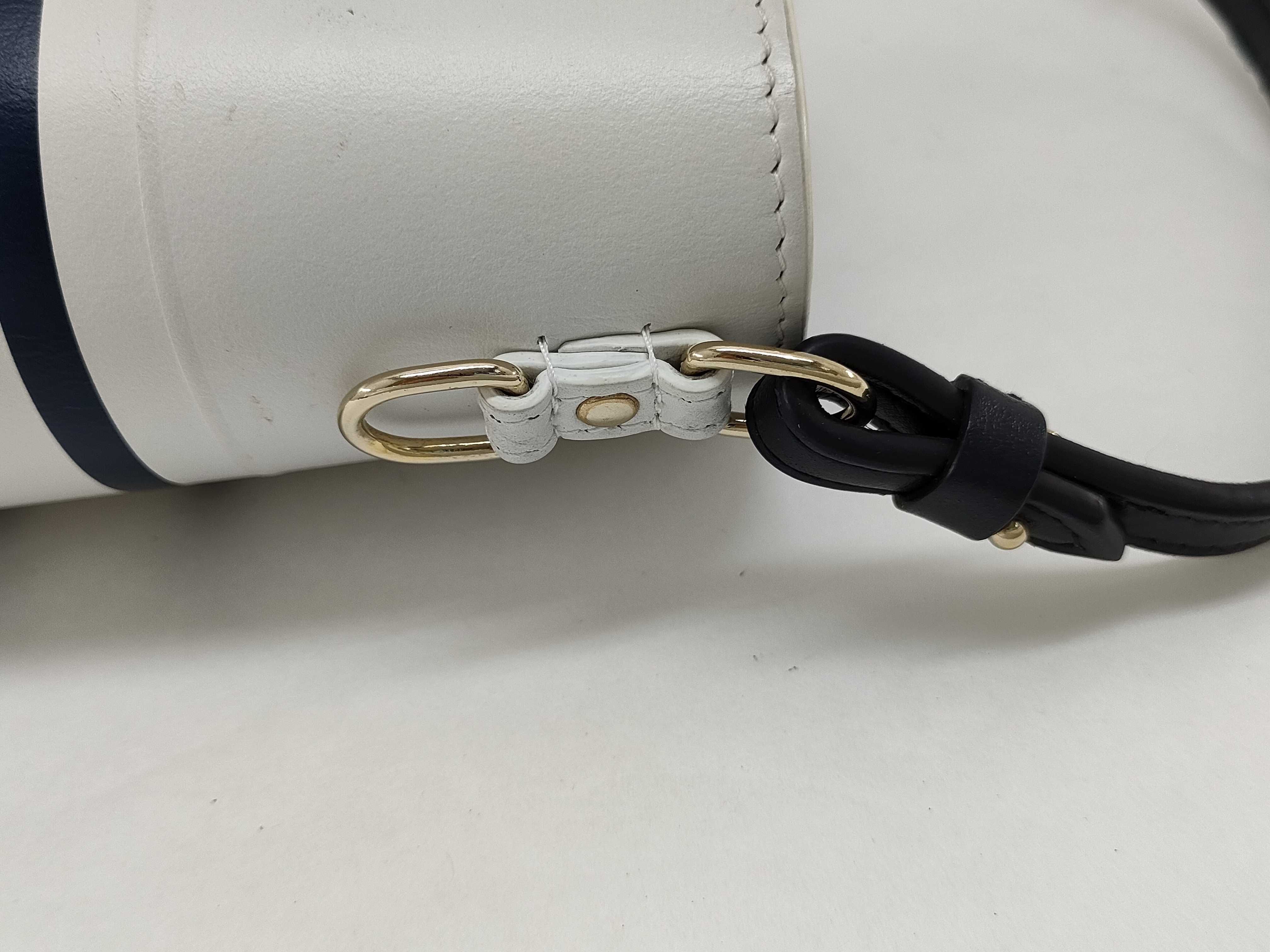 handbag — view 5