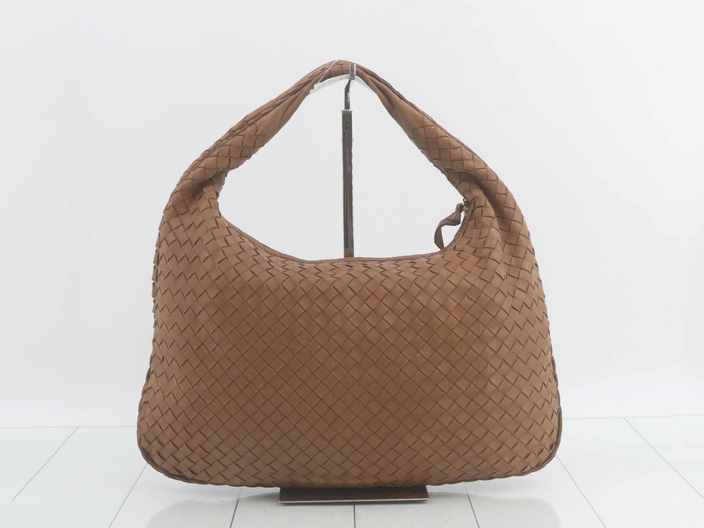 Intrecciato (bag) / Handbag — view 2