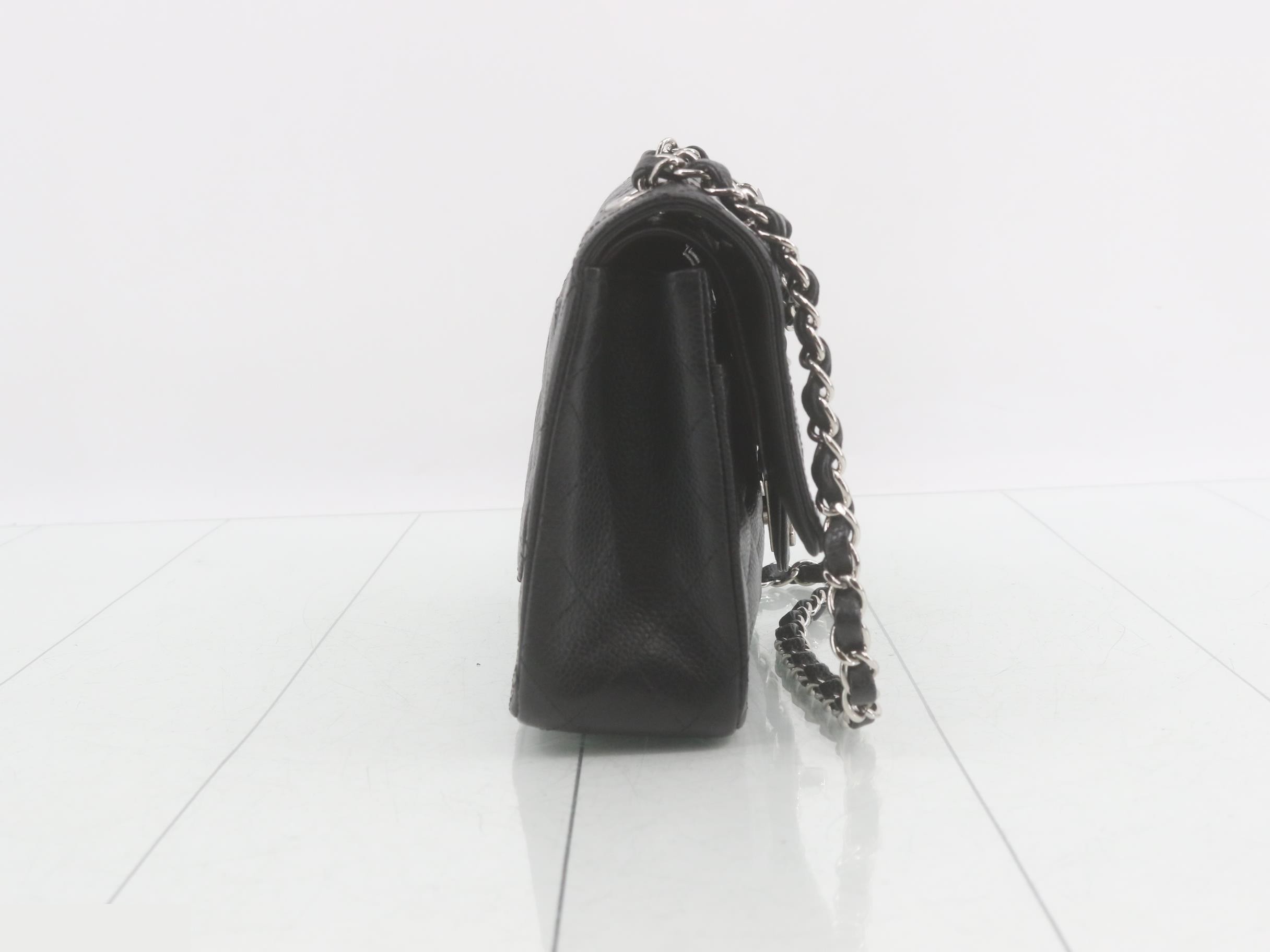 Matelassé 25 Caviar Skin Double Flap Double Chain Shoulder Bag — view 4