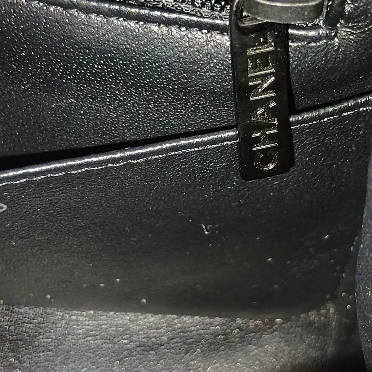 Mini Matelassé 17 Patent Leather Single Flap Single Chain Bag, Black with Black Hardware, P3PH63E6, Random Plate, A35200 — view 10