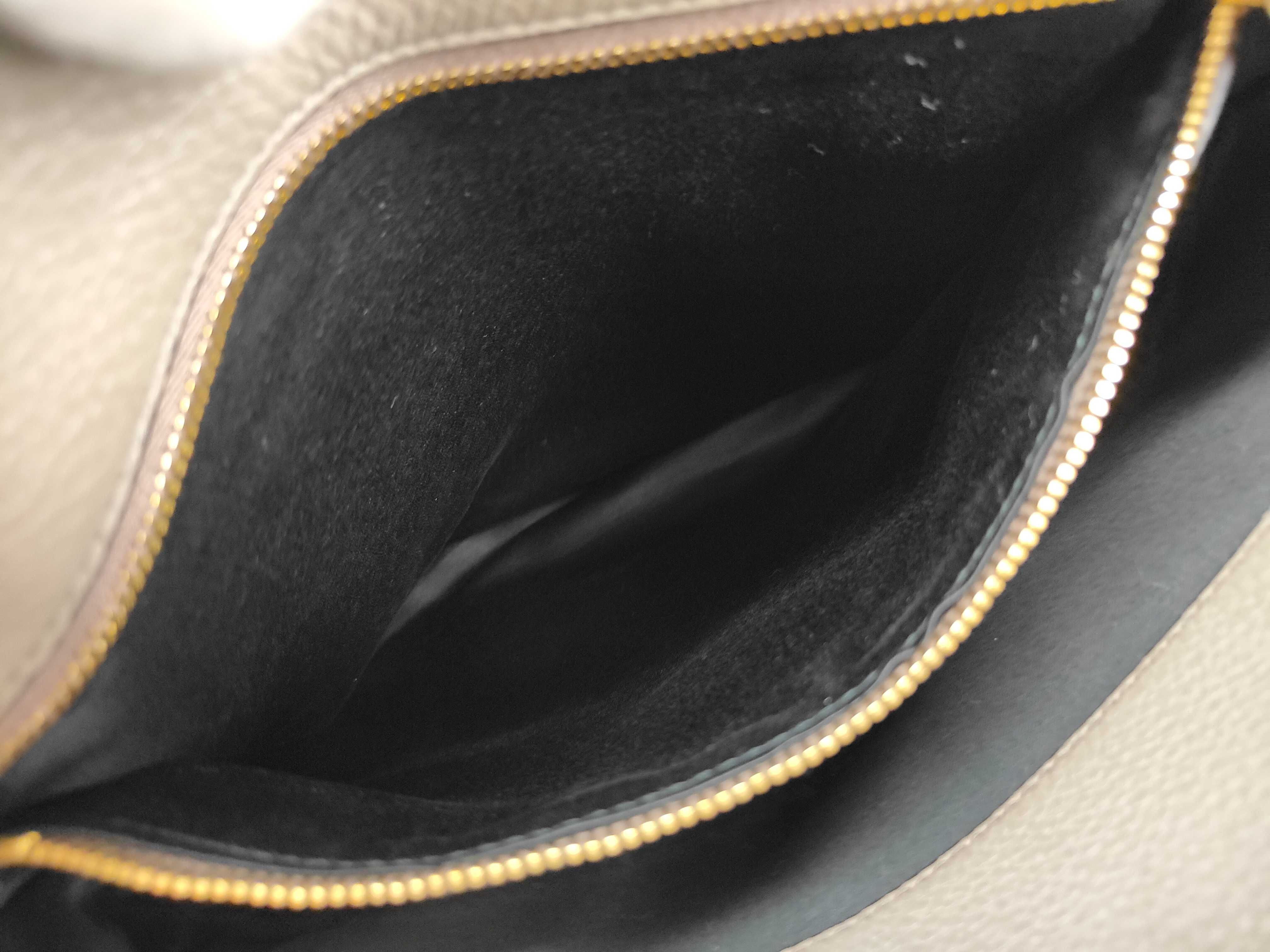 Vitello Phoenix Logo Hardware Tote Bag — view 12