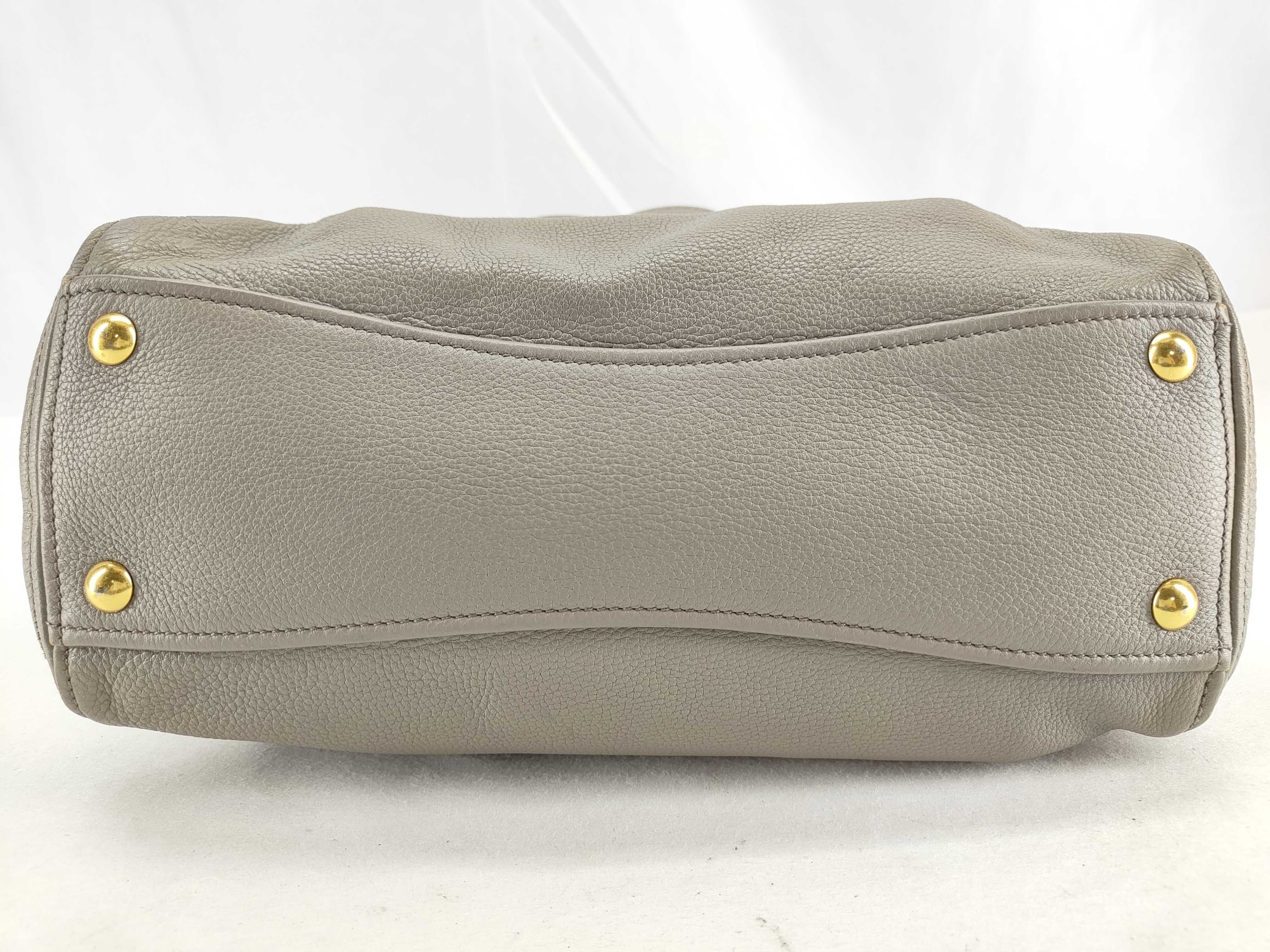 Vitello Phoenix Logo Hardware Tote Bag — view 9