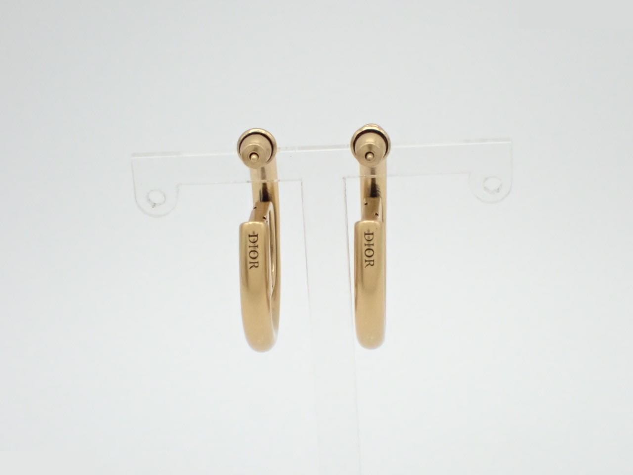 Gold earrings — view 2