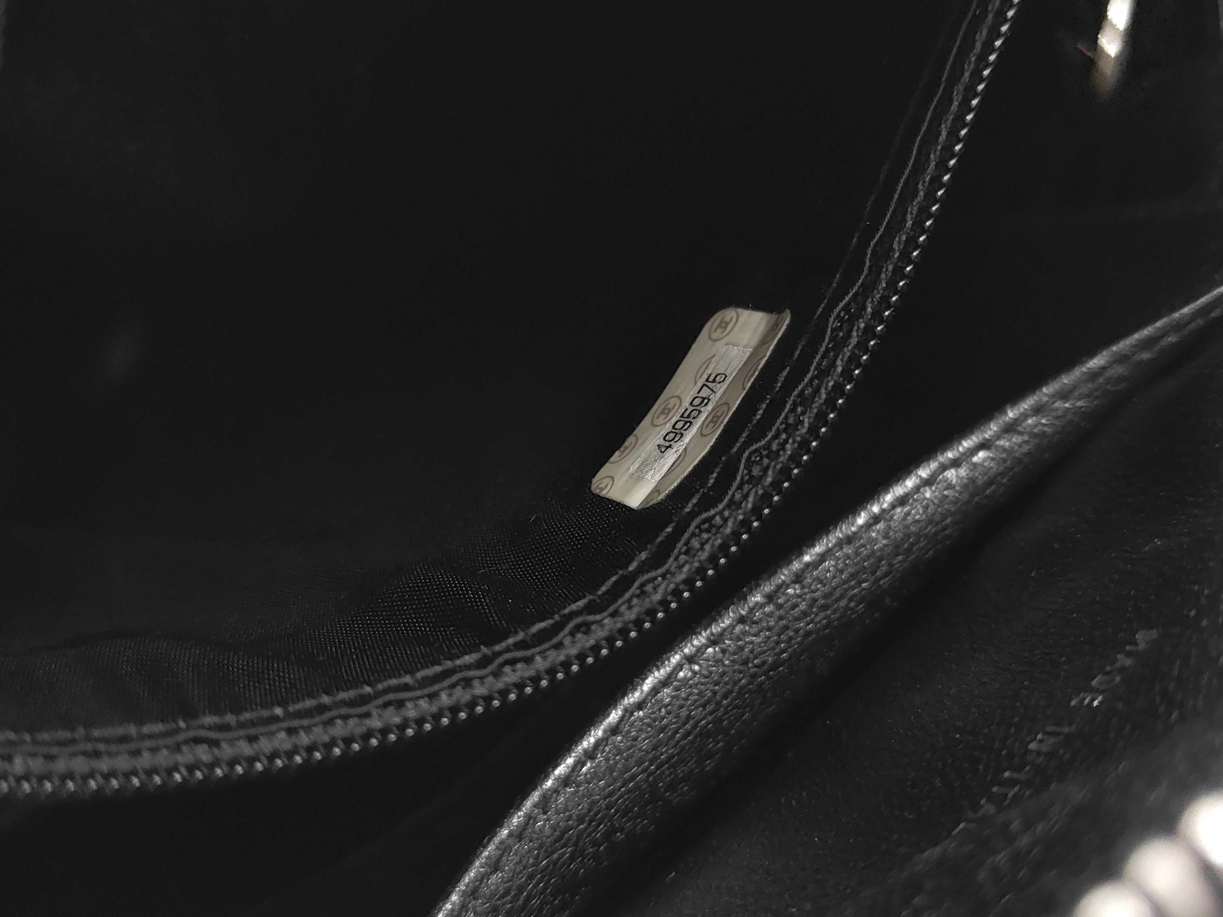 enamel Matelassé backpack, Coco Mark, serial number 4, with sticker. — view 12