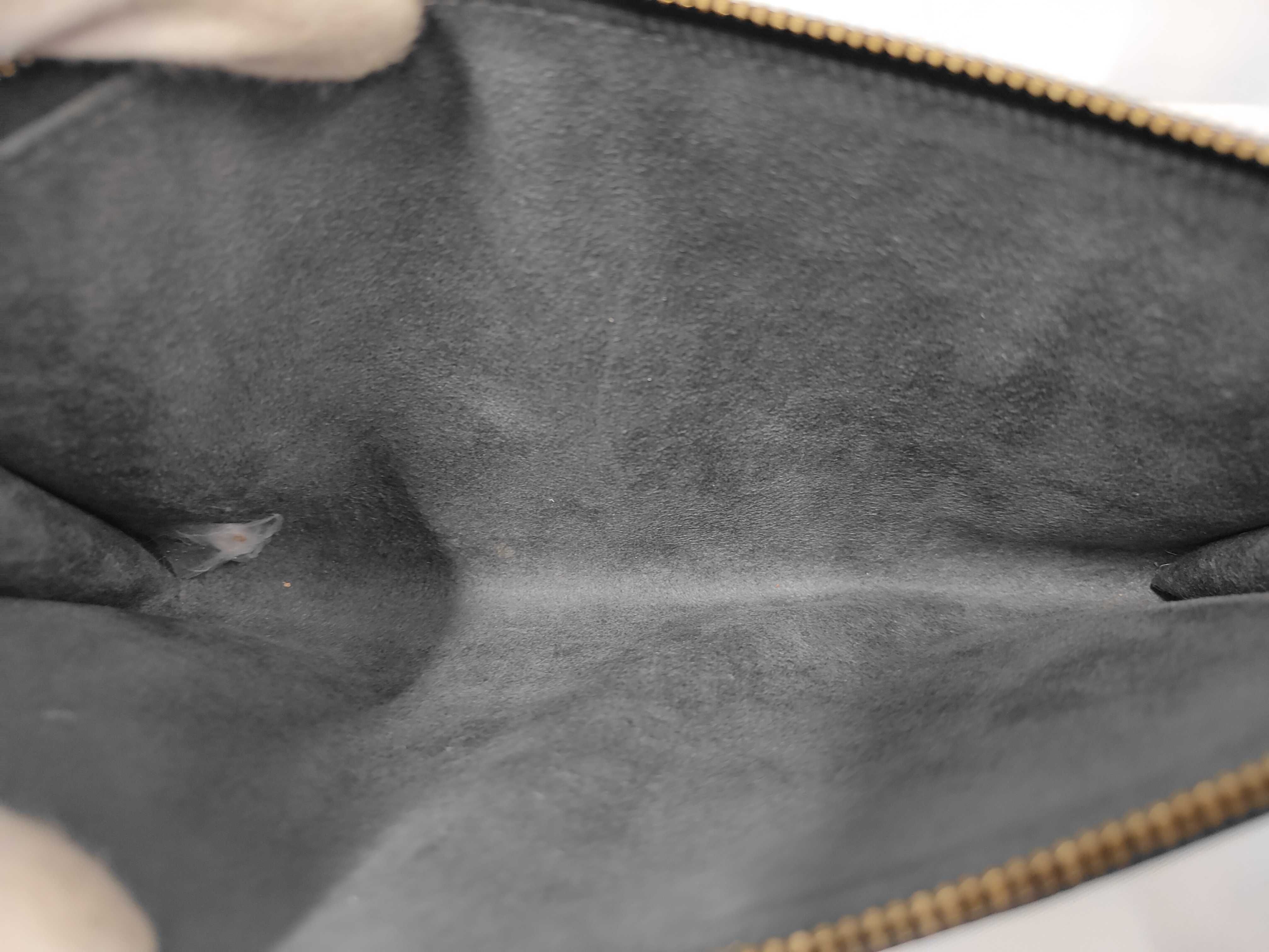 Epi Accessoires Handbag, Black Handbag — view 11
