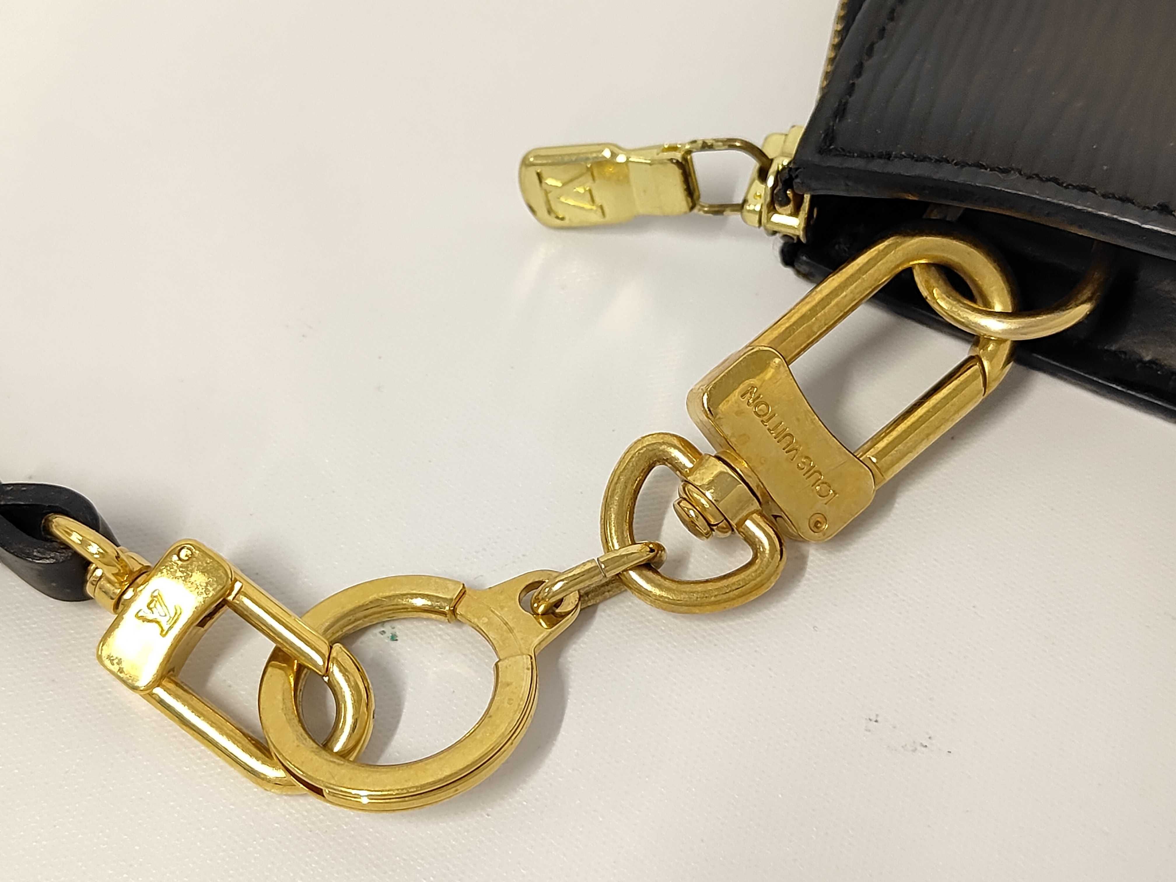 Epi Accessoires Handbag, Black Handbag — view 7