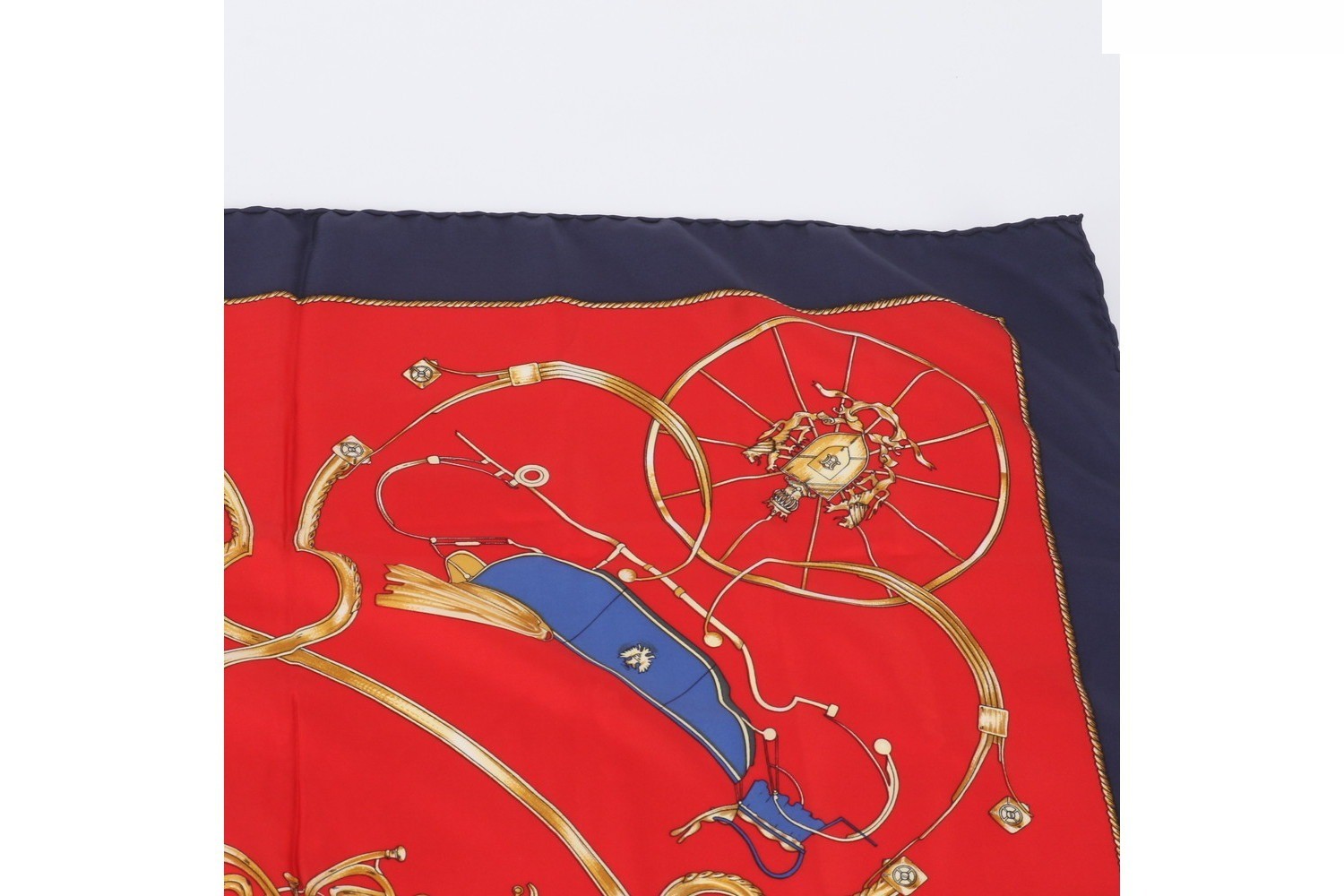 scarf — view 2