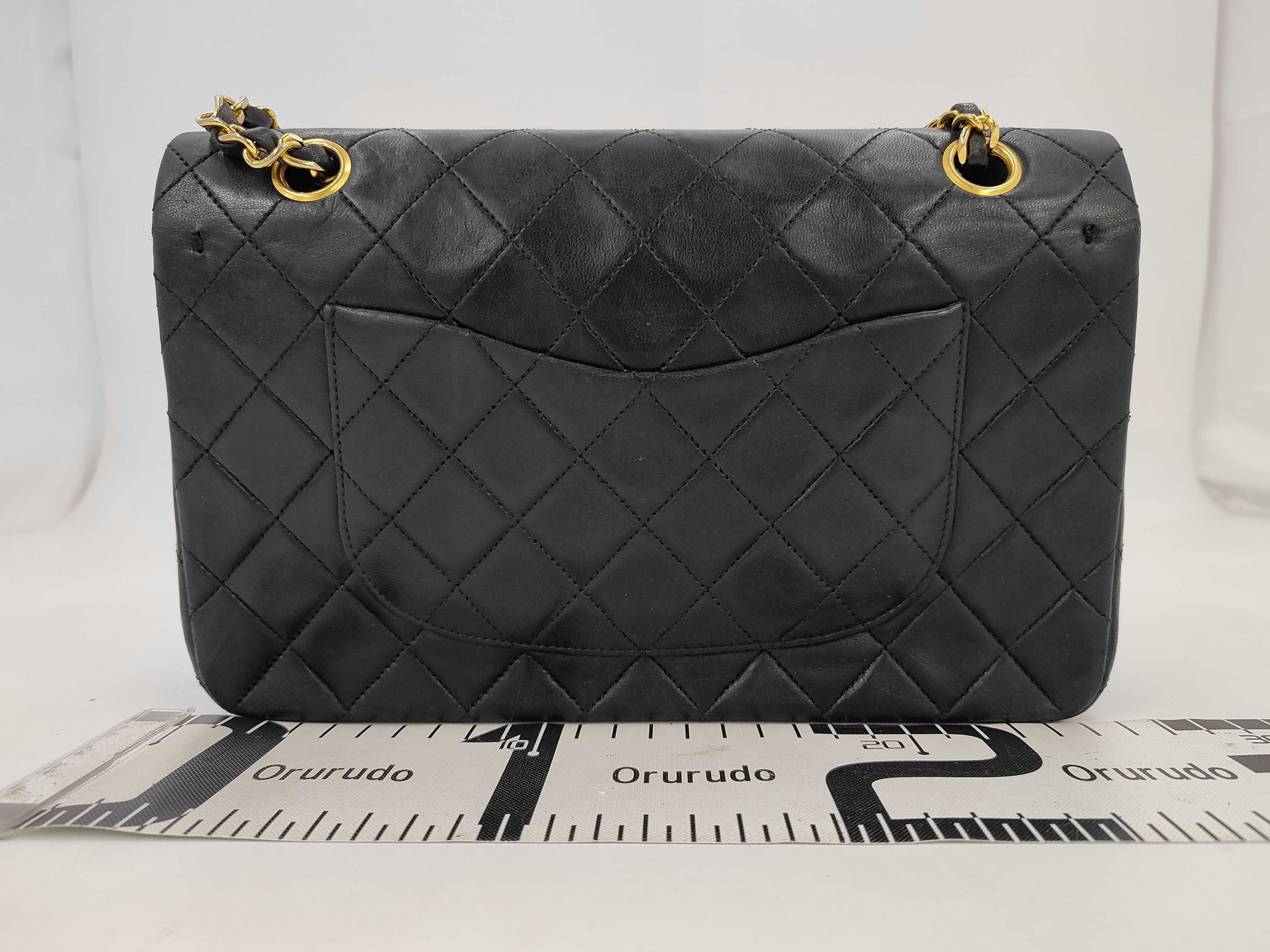 Matelassé 25 Double Flap Chain Lambskin Shoulder Bag with Gold Hardware (Black) — view 2
