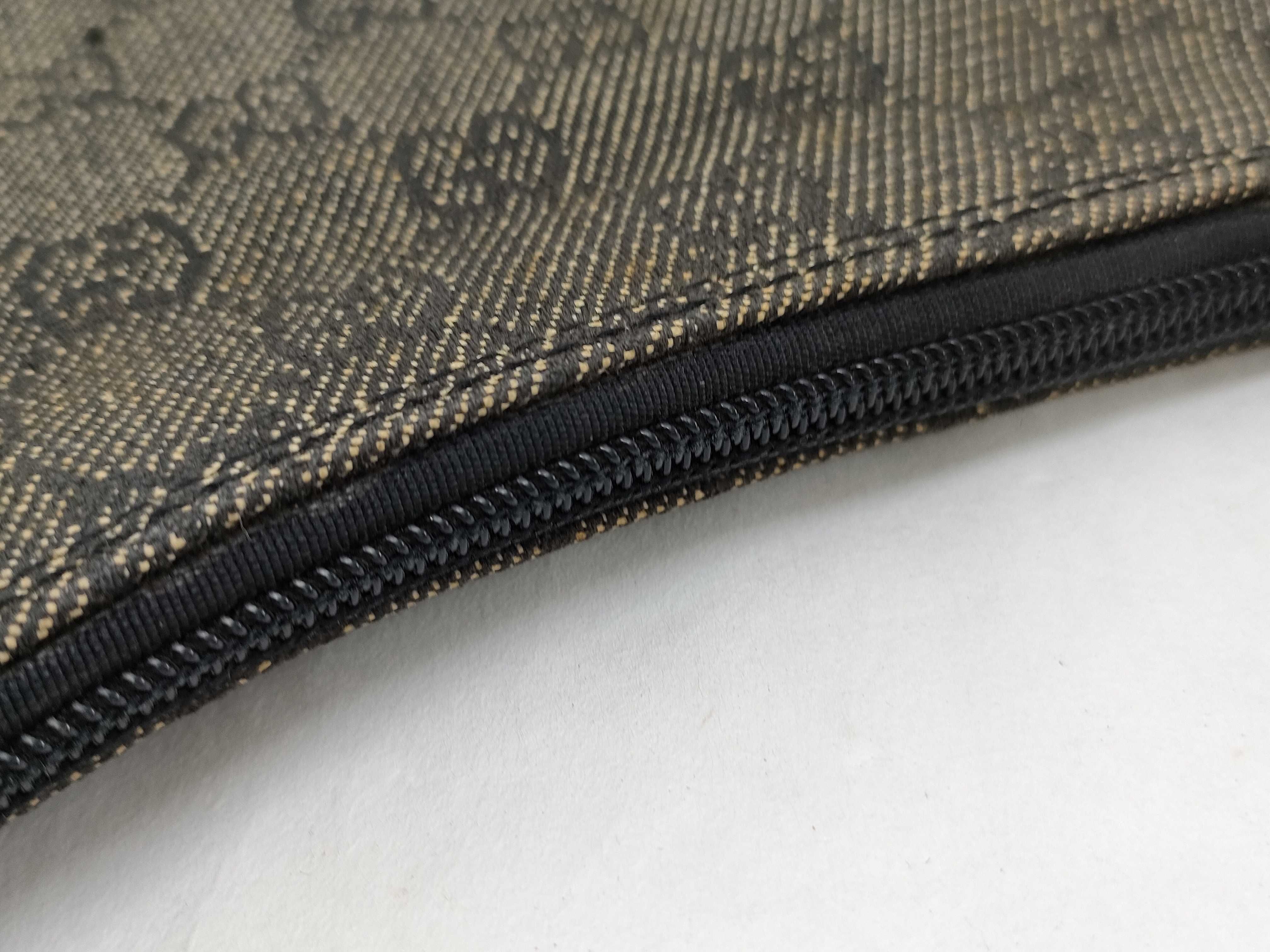 GG Canvas Shoulder Bag GG Canvas Handbag — view 6