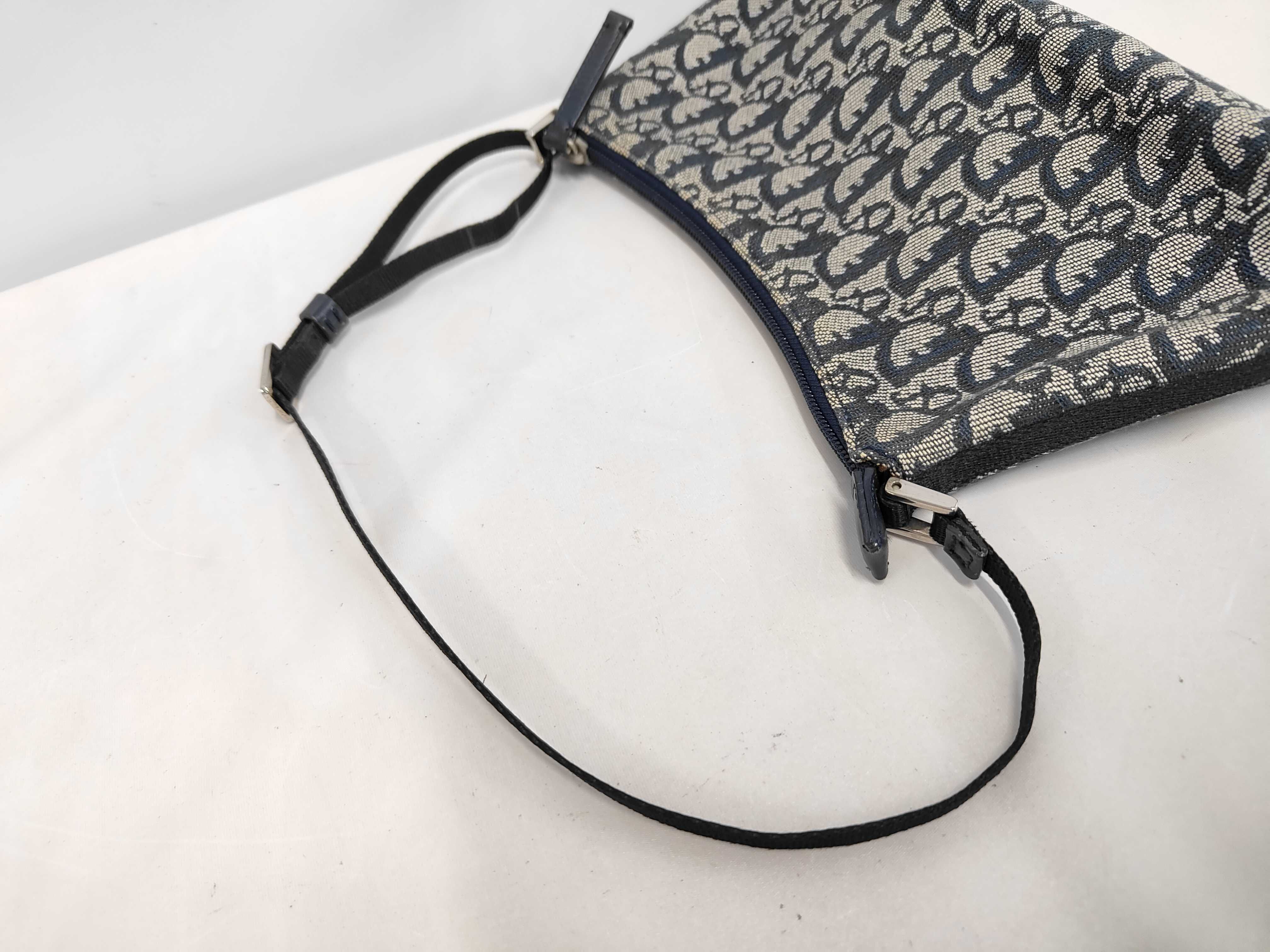 Trotter Accessory Pouch Shoulder Bag — view 5
