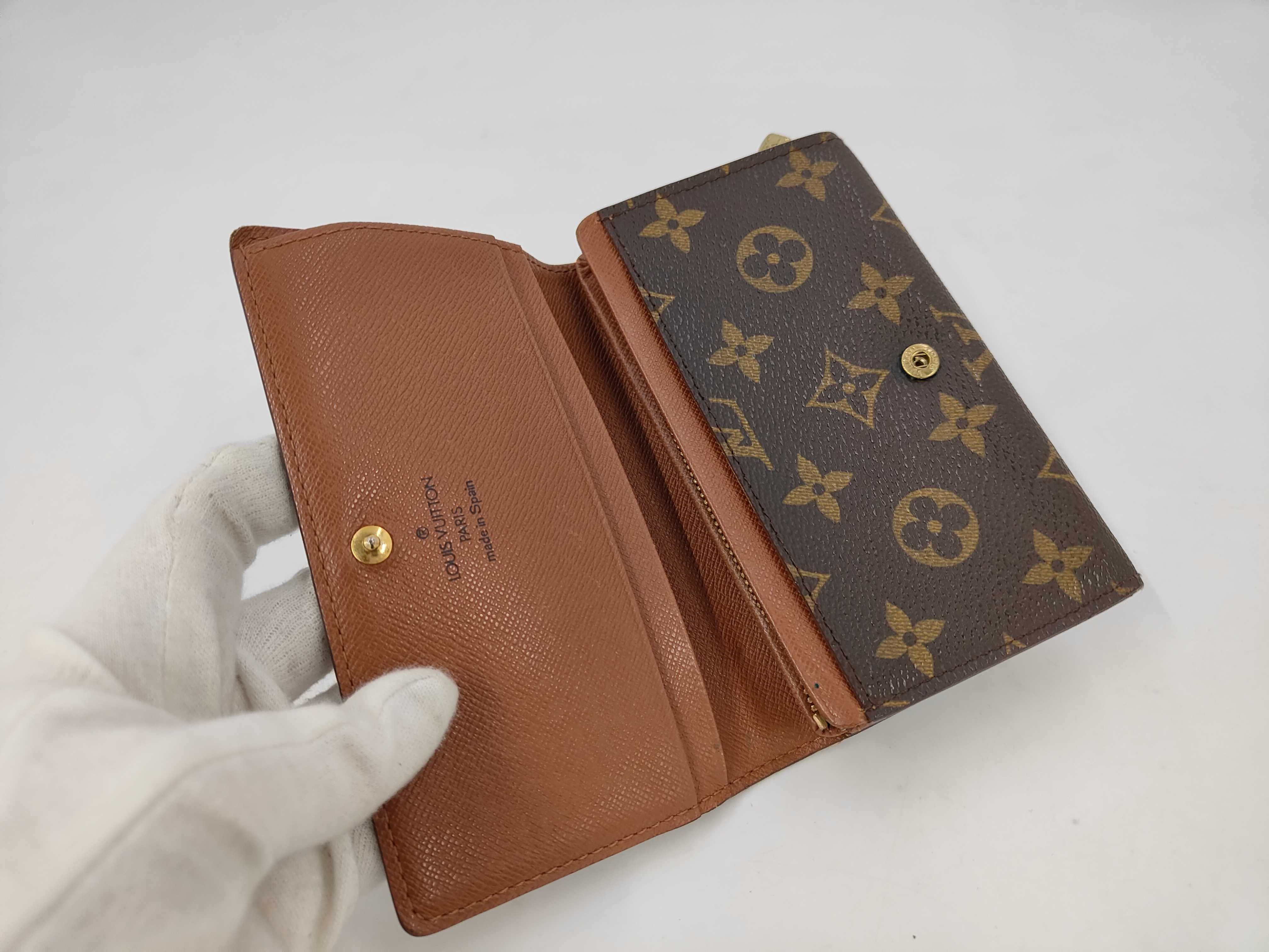 Folding Wallet / PVC Wallet — view 4