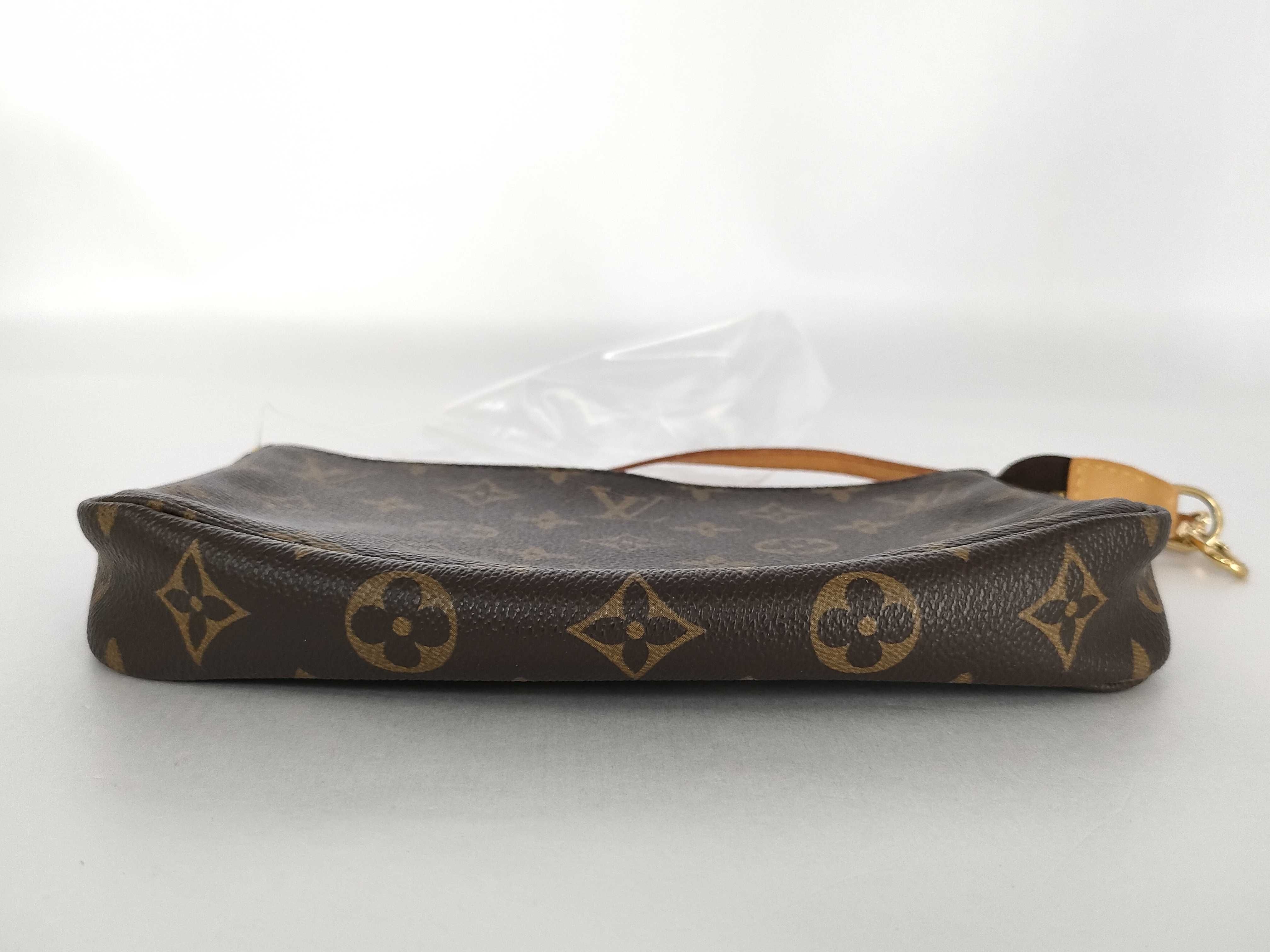 Monogram LV Accessory Pouch — view 7